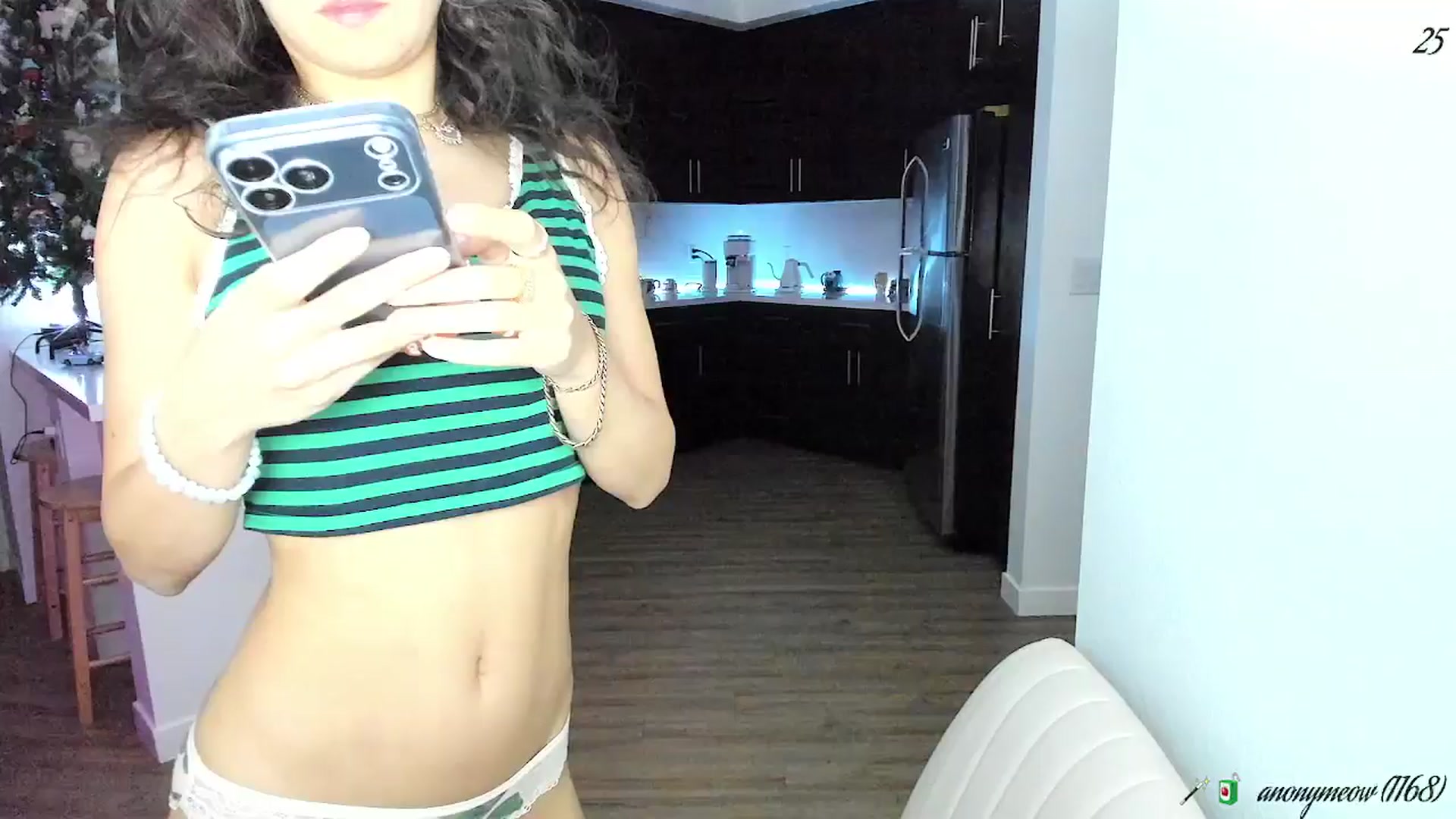 Gallery image thumbnail from litty's myfreecams stream on, 01/14/2026, 04:14 image 8 of 20