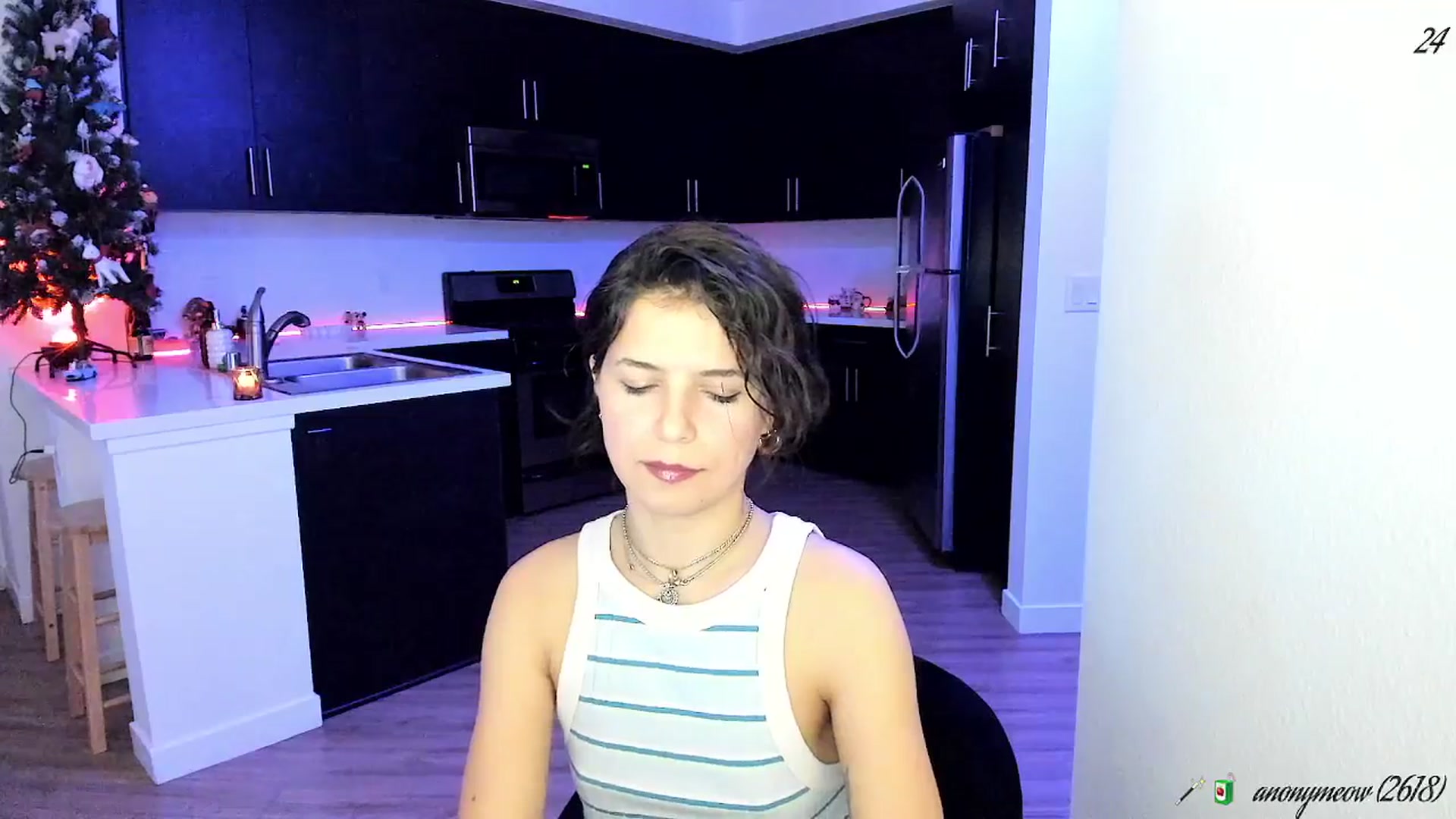 Gallery image thumbnail from litty's myfreecams stream on, 01/15/2026, 07:23 image 16 of 20