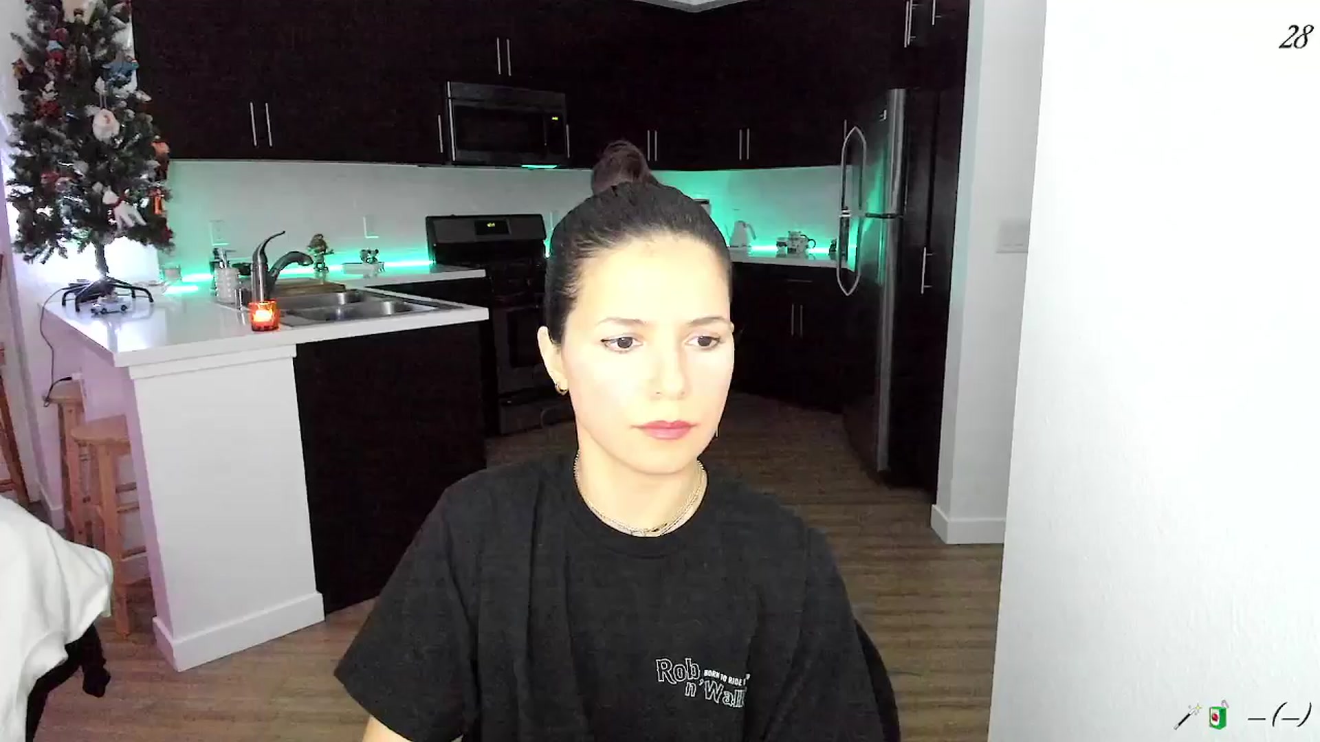 Gallery image thumbnail from litty's myfreecams stream on, 01/18/2026, 06:16 image 4 of 20