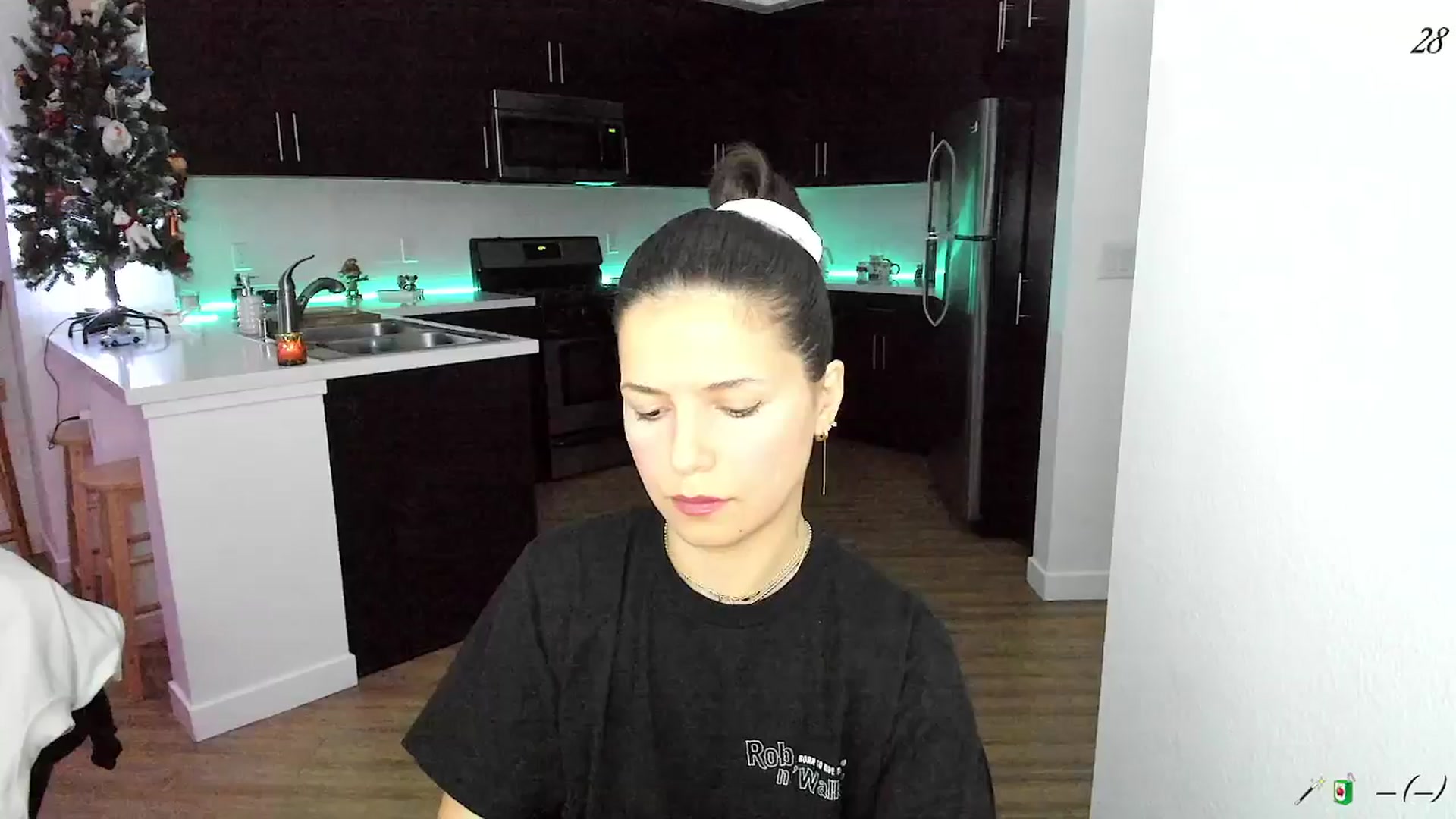 Gallery image thumbnail from litty's myfreecams stream on, 01/18/2026, 06:16 image 6 of 20