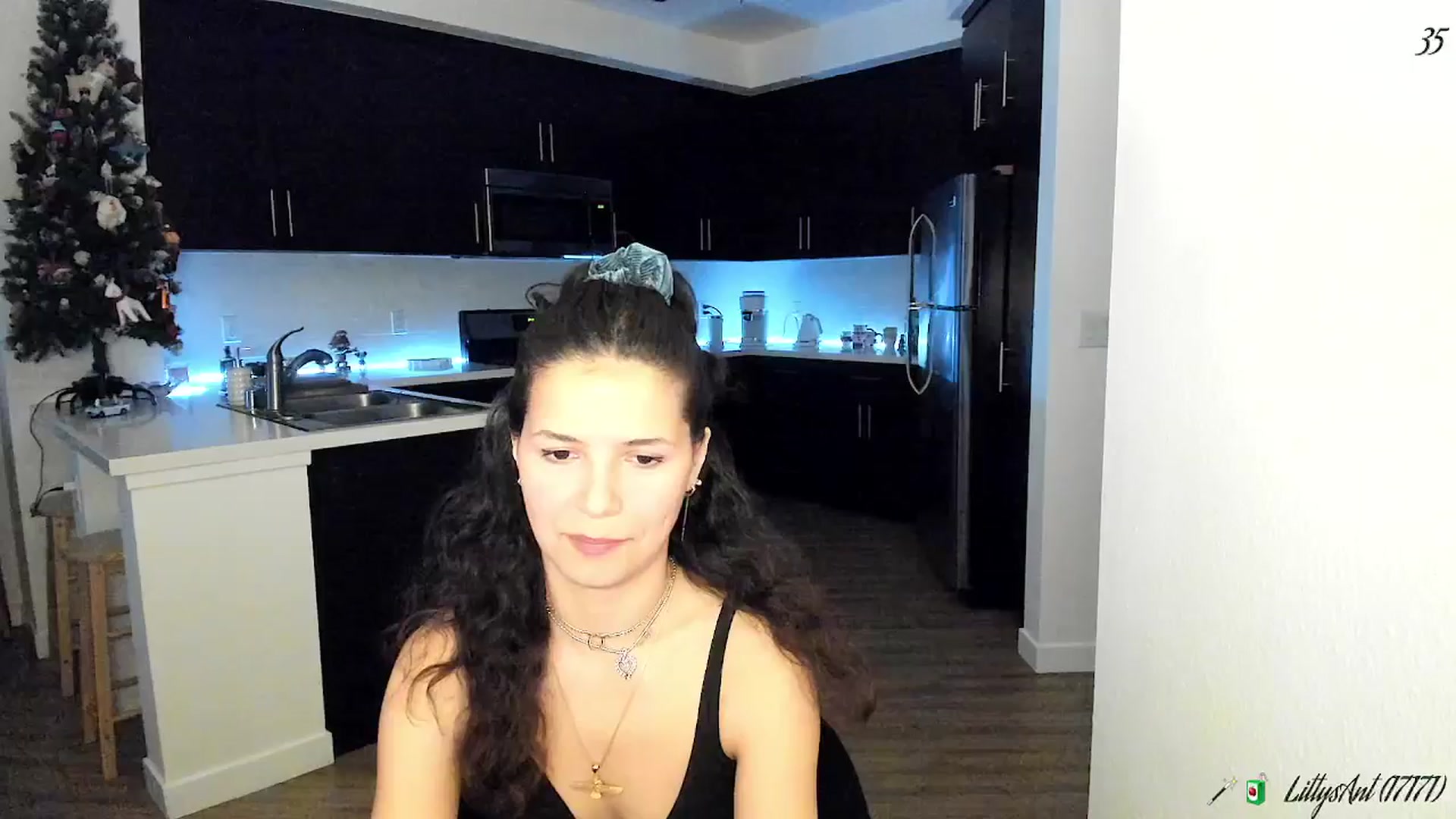 Gallery image thumbnail from litty's myfreecams stream on, 01/23/2026, 10:34 image 6 of 20