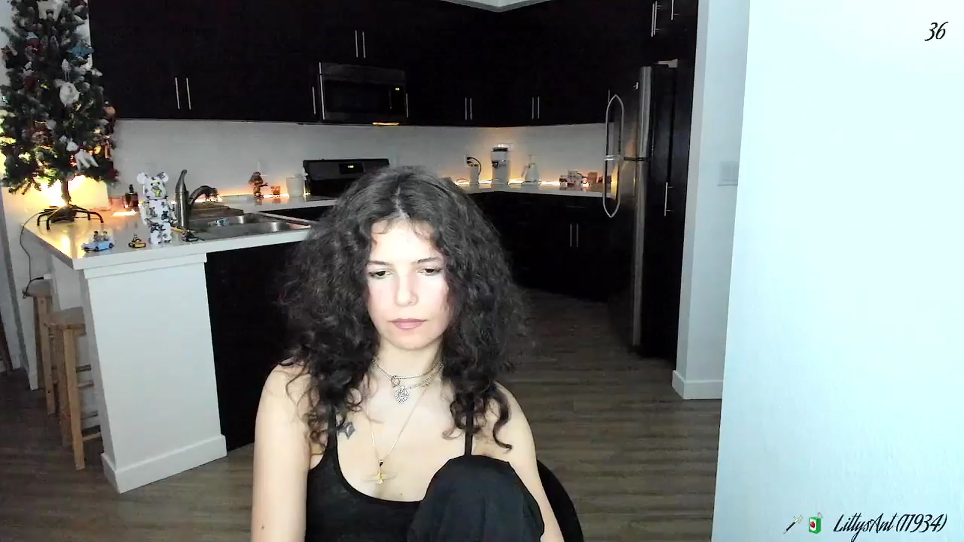 Gallery image thumbnail from litty's myfreecams stream on, 02/01/2026, 04:42 image 18 of 20