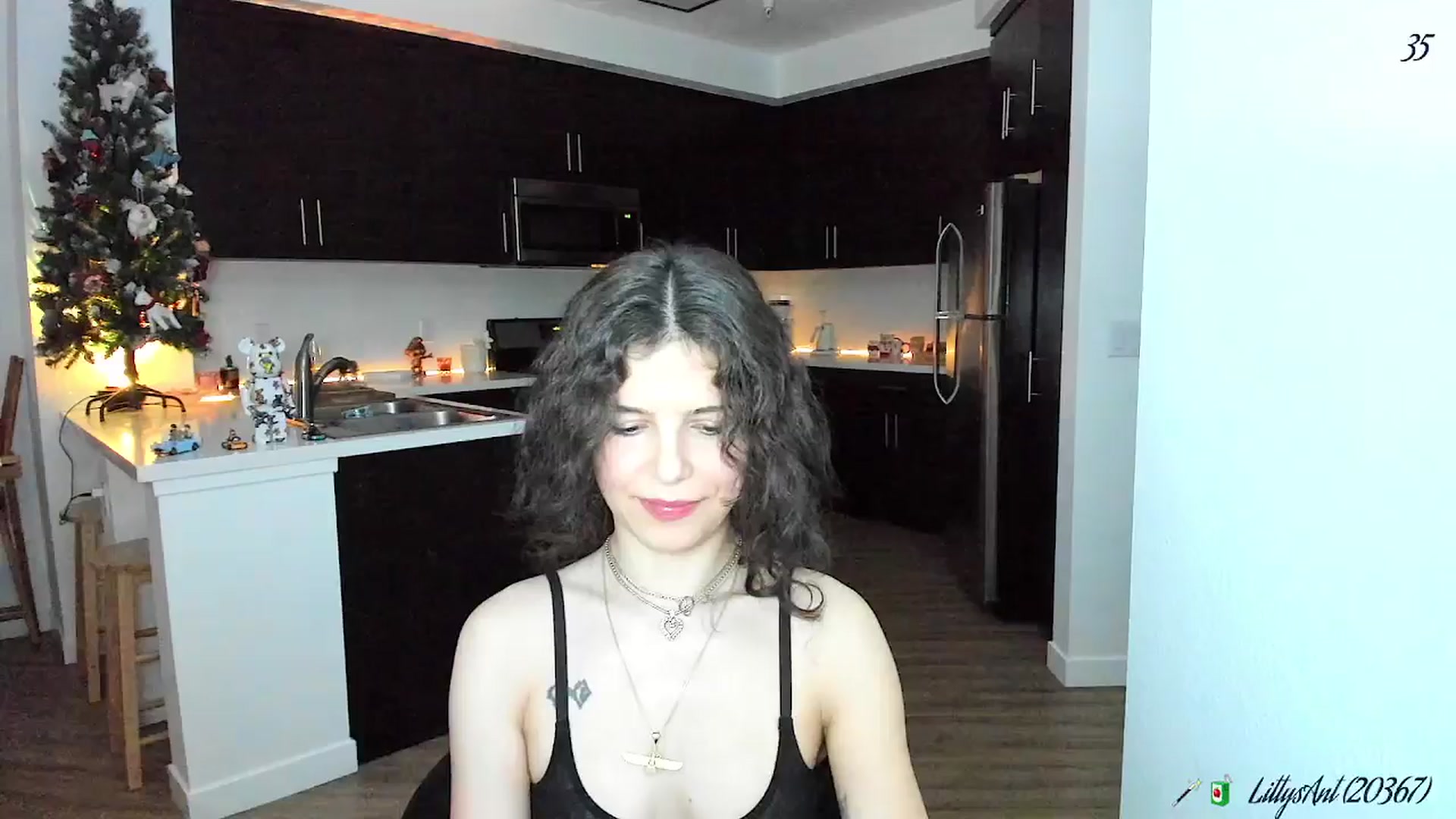 Gallery image thumbnail from litty's myfreecams stream on, 02/01/2026, 07:17 image 9 of 20
