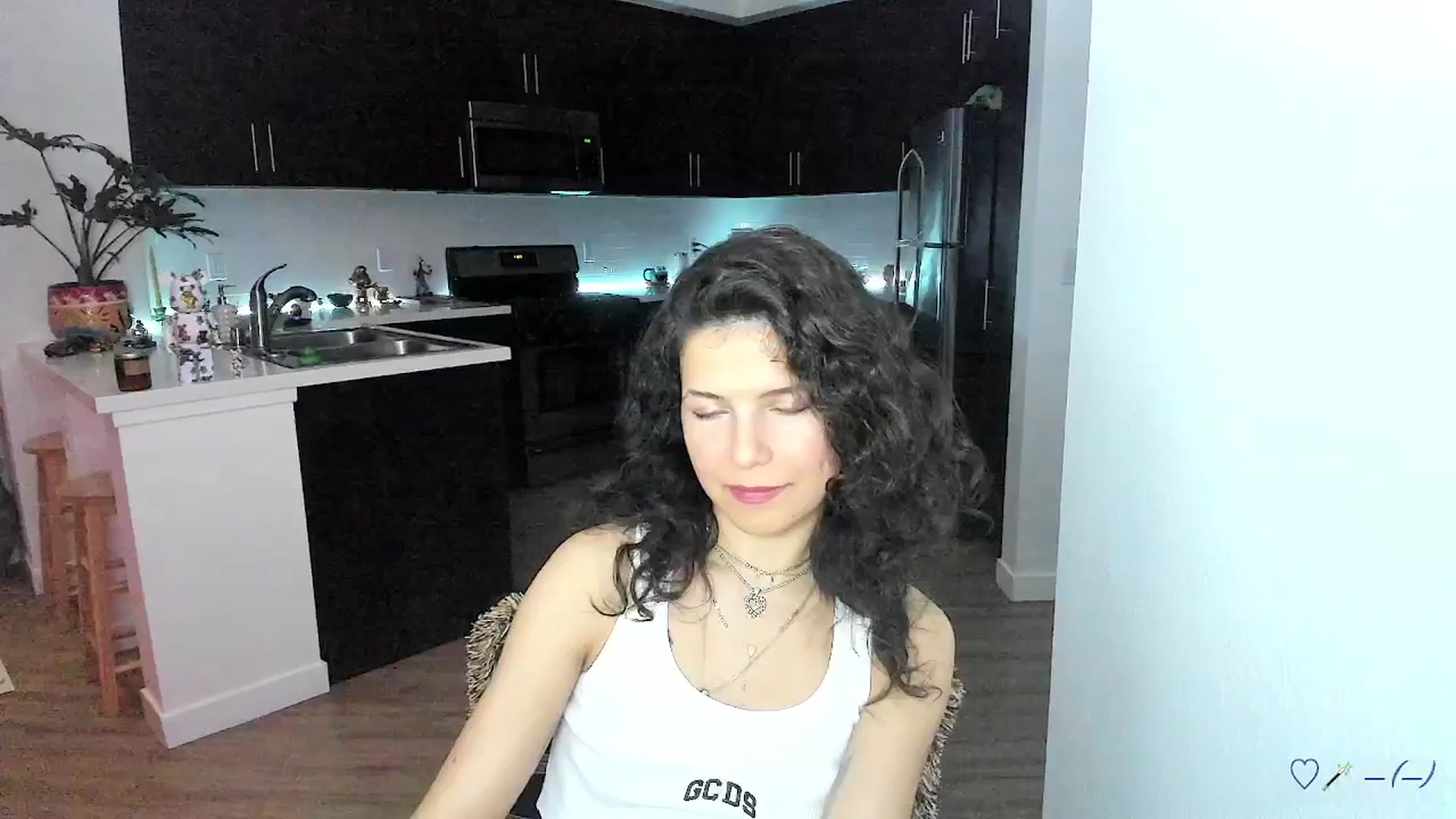 Gallery image thumbnail from litty's myfreecams stream on, 03/14/2026, 05:37 image 5 of 20