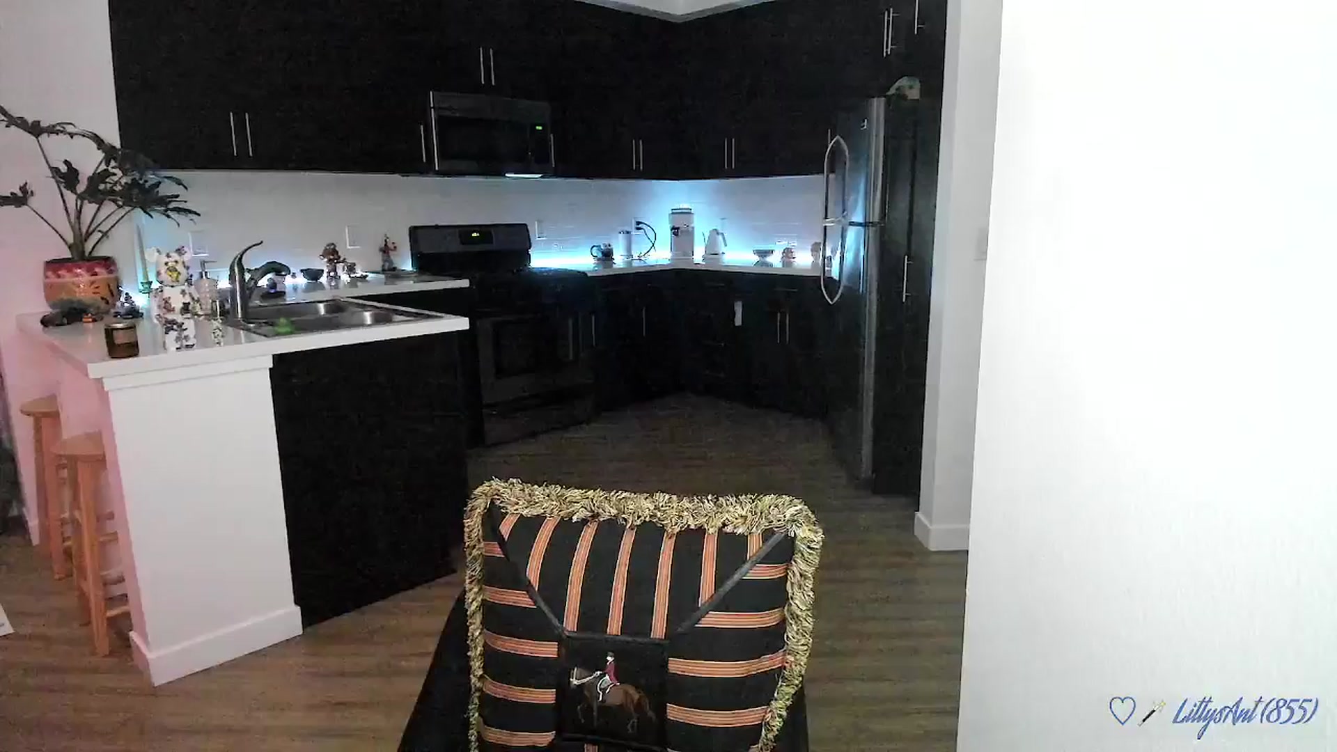 Gallery image thumbnail from litty's myfreecams stream on, 03/14/2026, 05:37 image 15 of 20