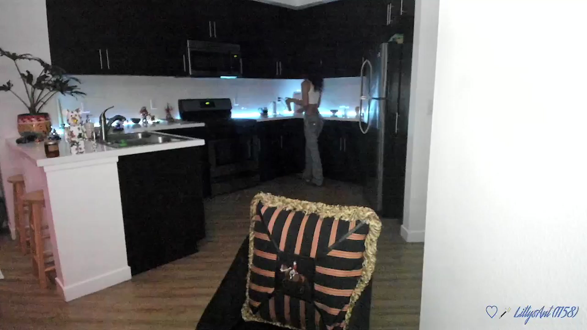 Gallery image thumbnail from litty's myfreecams stream on, 03/14/2026, 05:37 image 16 of 20