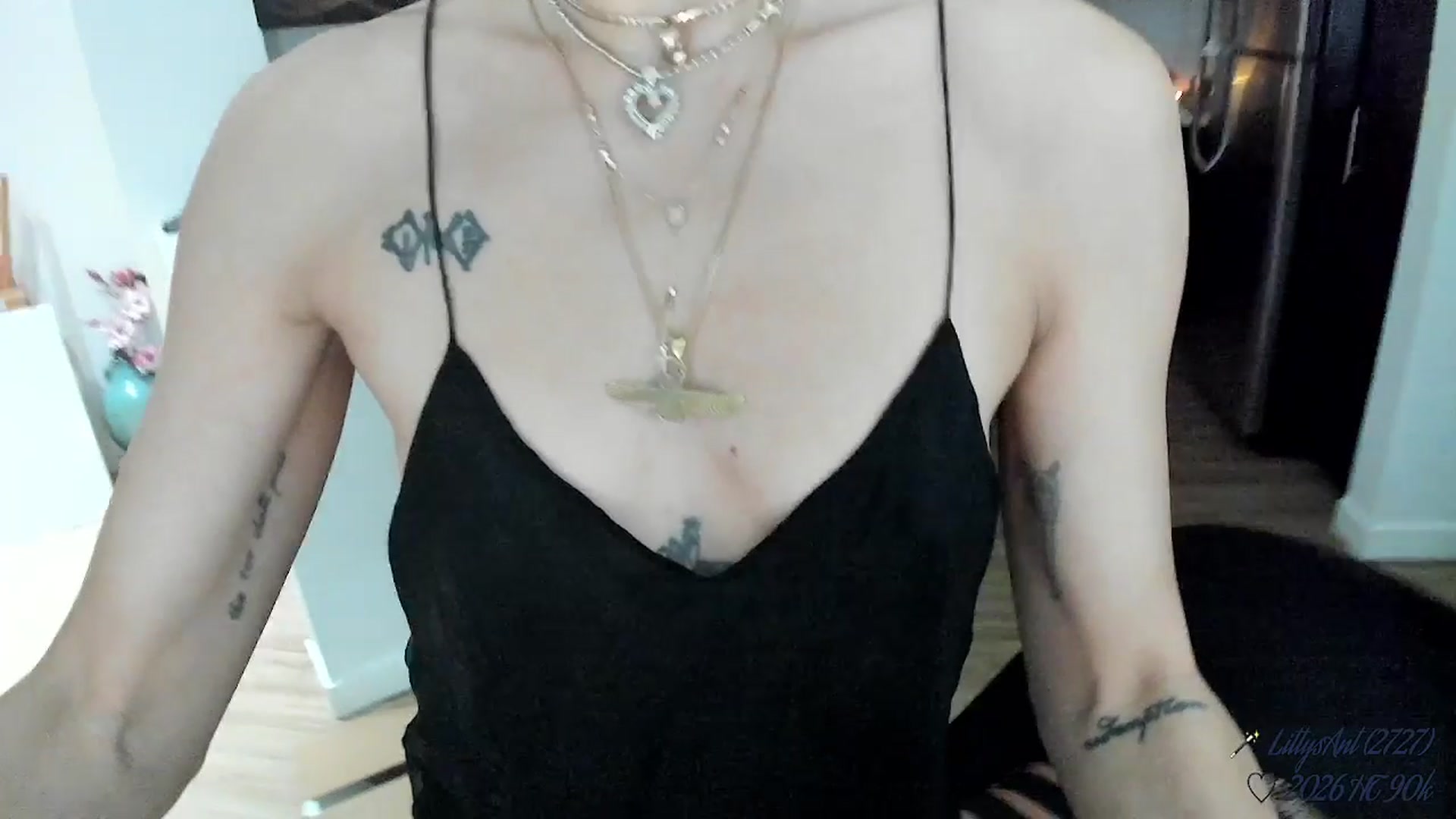 Gallery image thumbnail from litty's myfreecams stream on, 03/16/2026, 06:47 image 18 of 20