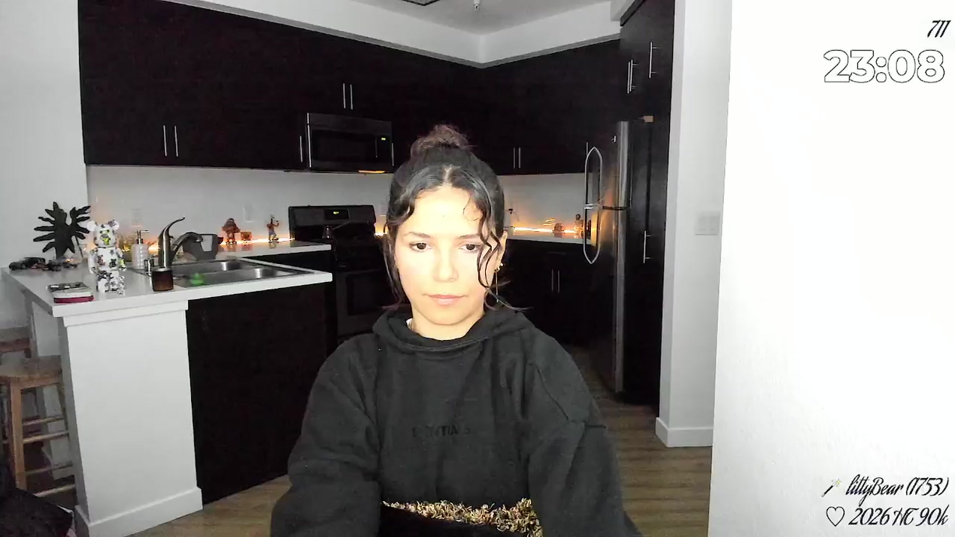 Gallery image thumbnail from litty's myfreecams stream on, 03/20/2026, 03:58 image 15 of 20