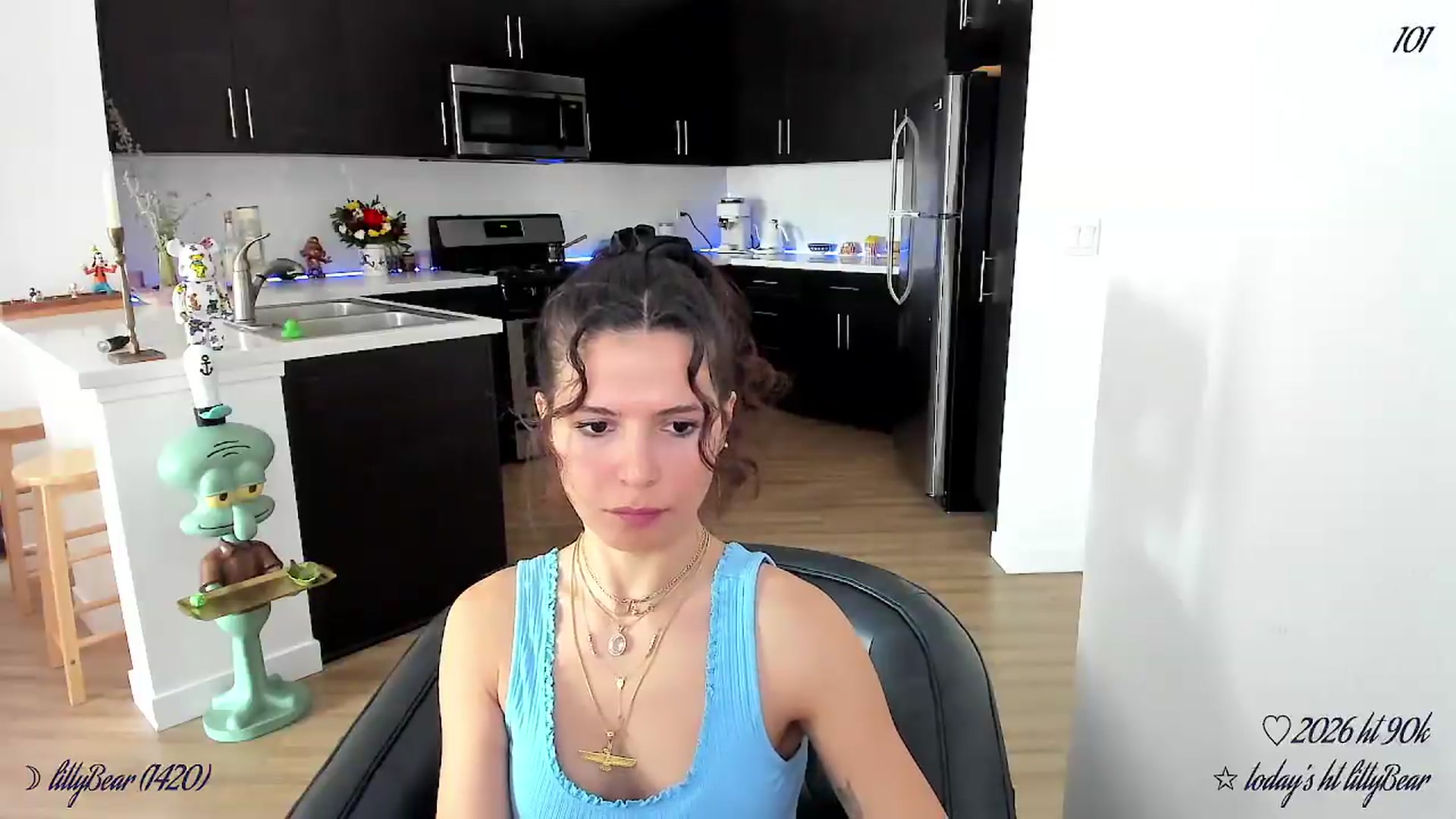 Gallery image thumbnail from litty's myfreecams stream on, 04/18/2026, 22:09 image 17 of 20