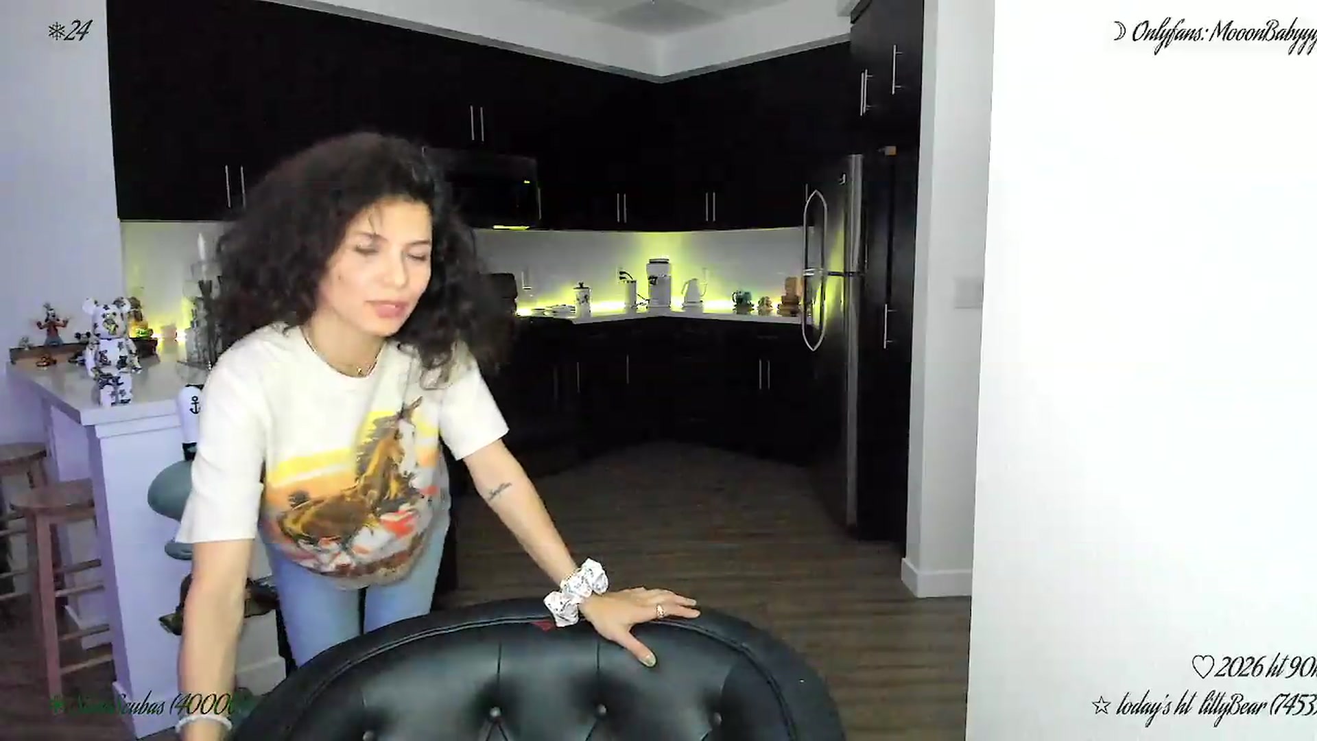 Gallery image thumbnail from litty's myfreecams stream on, 04/25/2026, 04:12 image 19 of 20