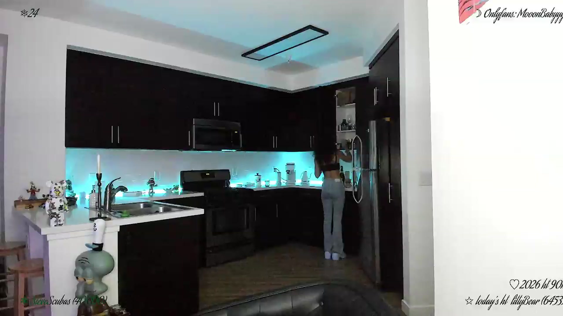 Gallery image thumbnail from litty's myfreecams stream on, 04/25/2026, 04:12 image 17 of 20