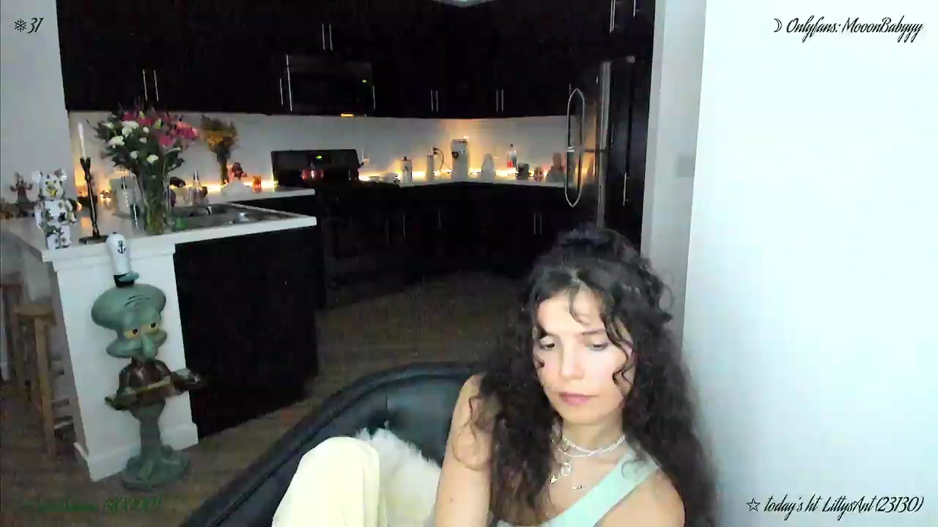Gallery image thumbnail from litty's myfreecams stream on, 04/30/2026, 04:29 image 9 of 20
