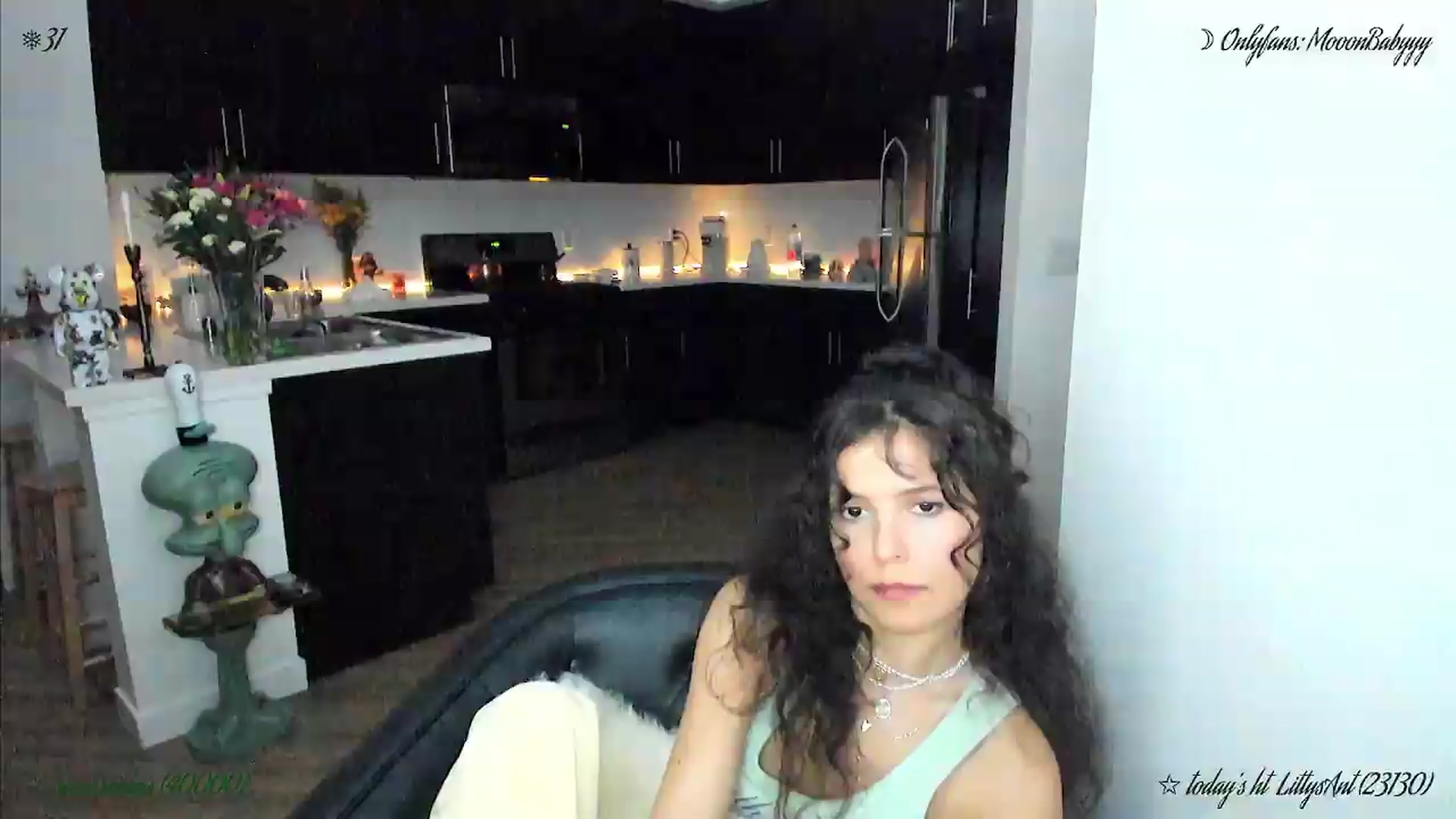Gallery image thumbnail from litty's myfreecams stream on, 04/30/2026, 04:29 image 8 of 20