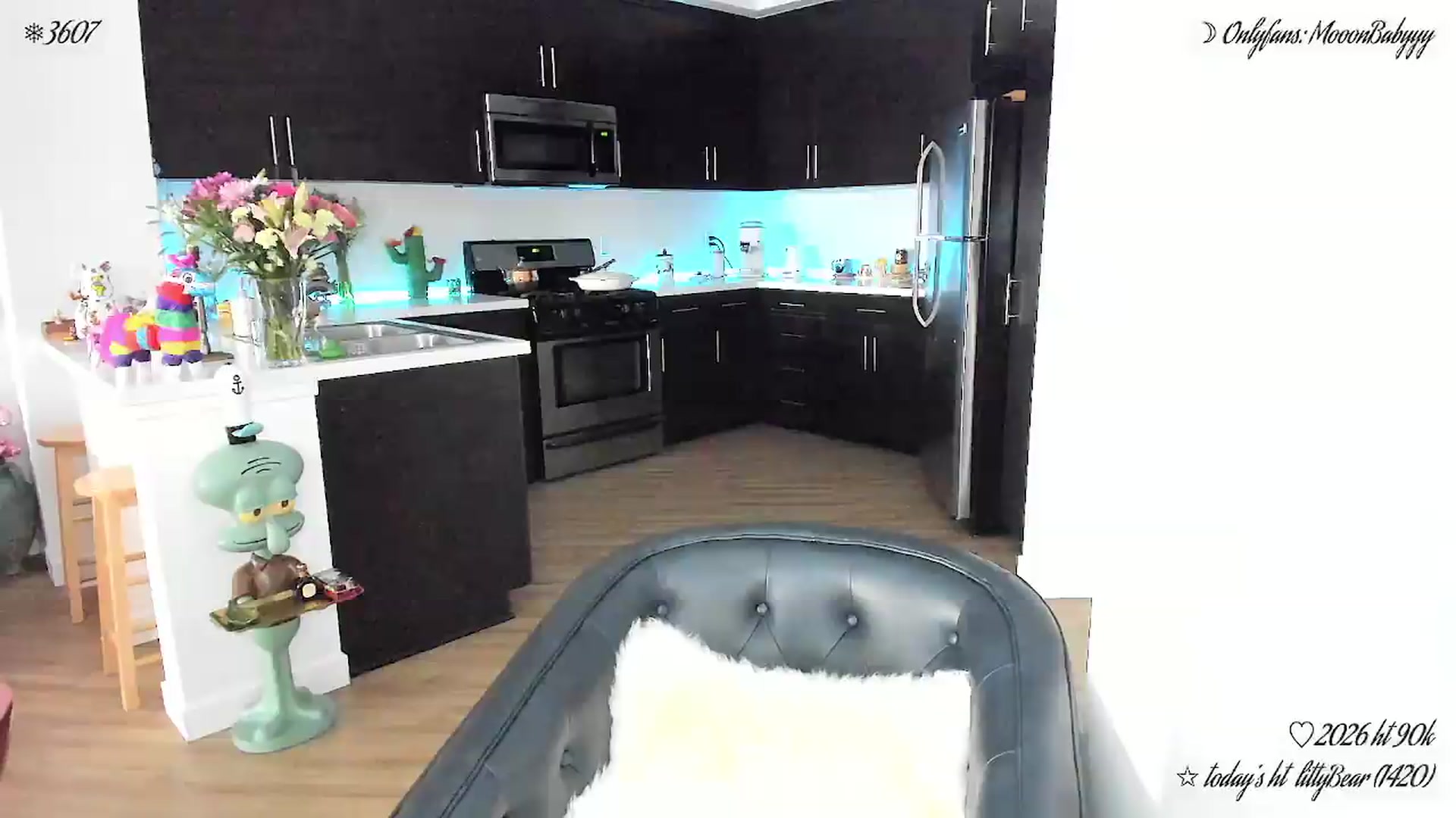 Gallery image thumbnail from litty's myfreecams stream on, 05/06/2026, 02:31 image 1 of 20