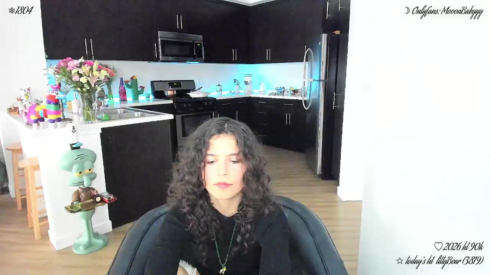 Gallery image thumbnail from litty's myfreecams stream on, 05/06/2026, 02:31 image 12 of 20