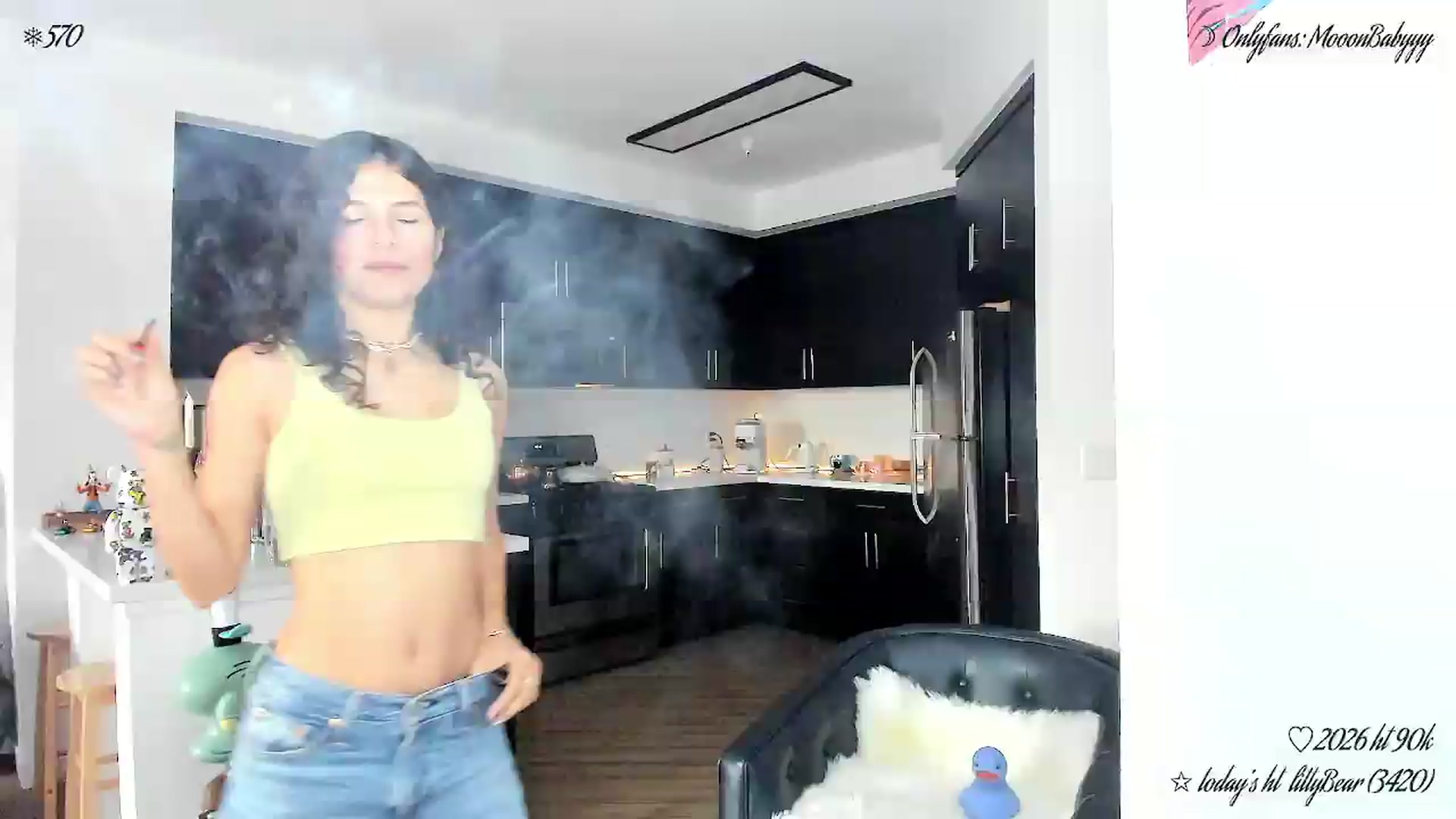 Gallery image thumbnail from litty's myfreecams stream on, 05/09/2026, 05:09 image 7 of 20