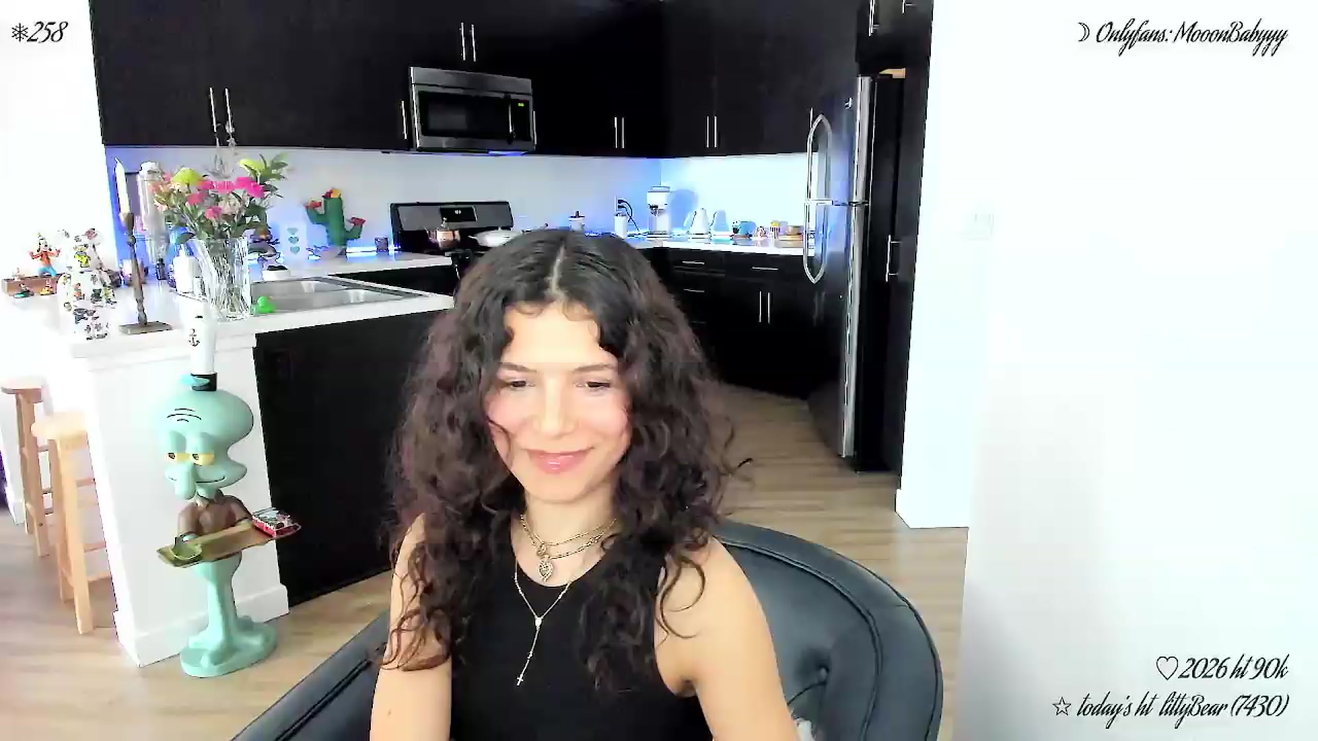 Gallery image thumbnail from litty's myfreecams stream on, 05/10/2026, 21:34 image 17 of 20