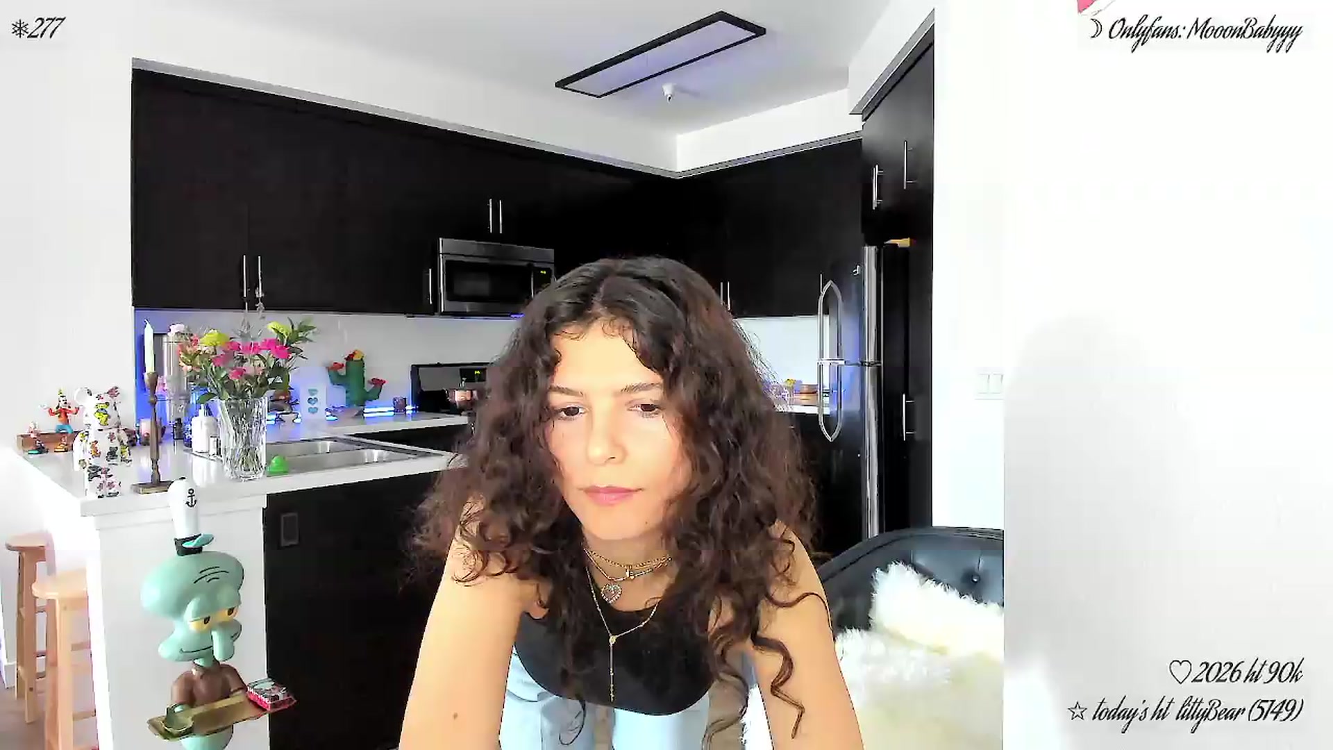 Gallery image thumbnail from litty's myfreecams stream on, 05/10/2026, 21:34 image 5 of 20