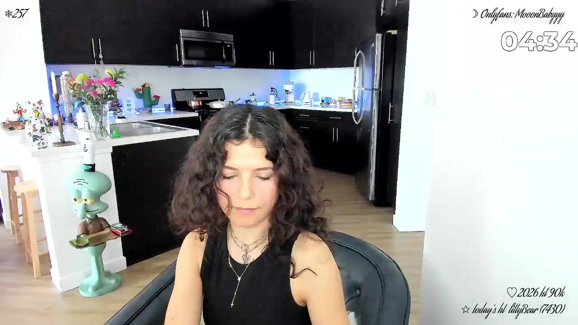 Gallery image thumbnail from litty's myfreecams stream on, 05/10/2026, 21:34 image 16 of 20