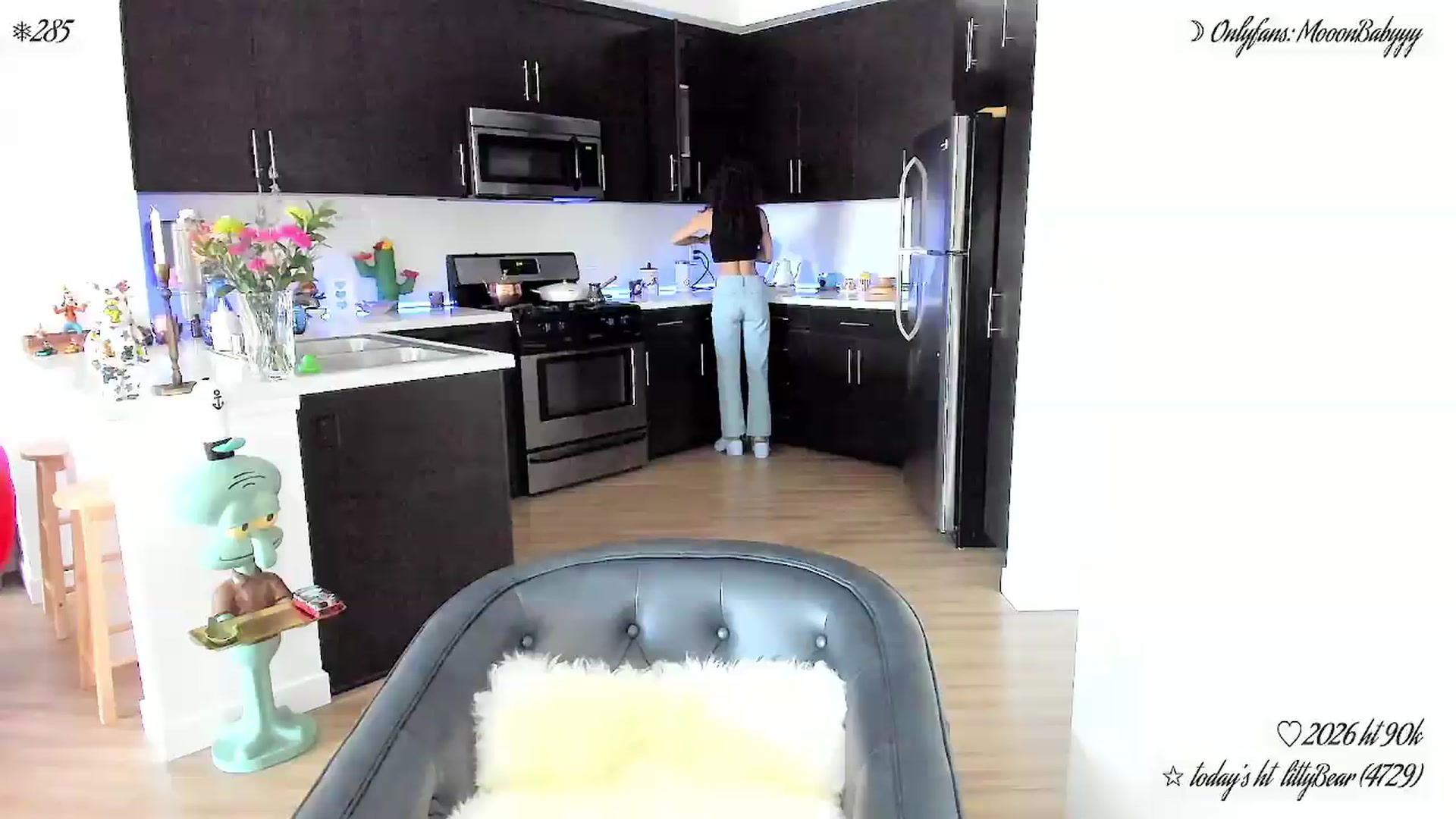 Gallery image thumbnail from litty's myfreecams stream on, 05/10/2026, 21:34 image 1 of 20