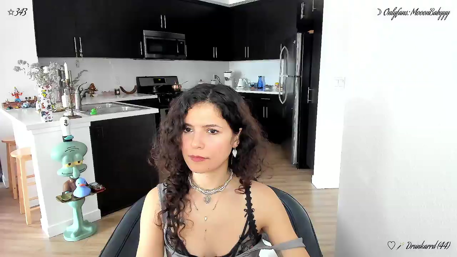 Gallery image thumbnail from litty's myfreecams stream on, 05/16/2026, 23:22 image 9 of 20
