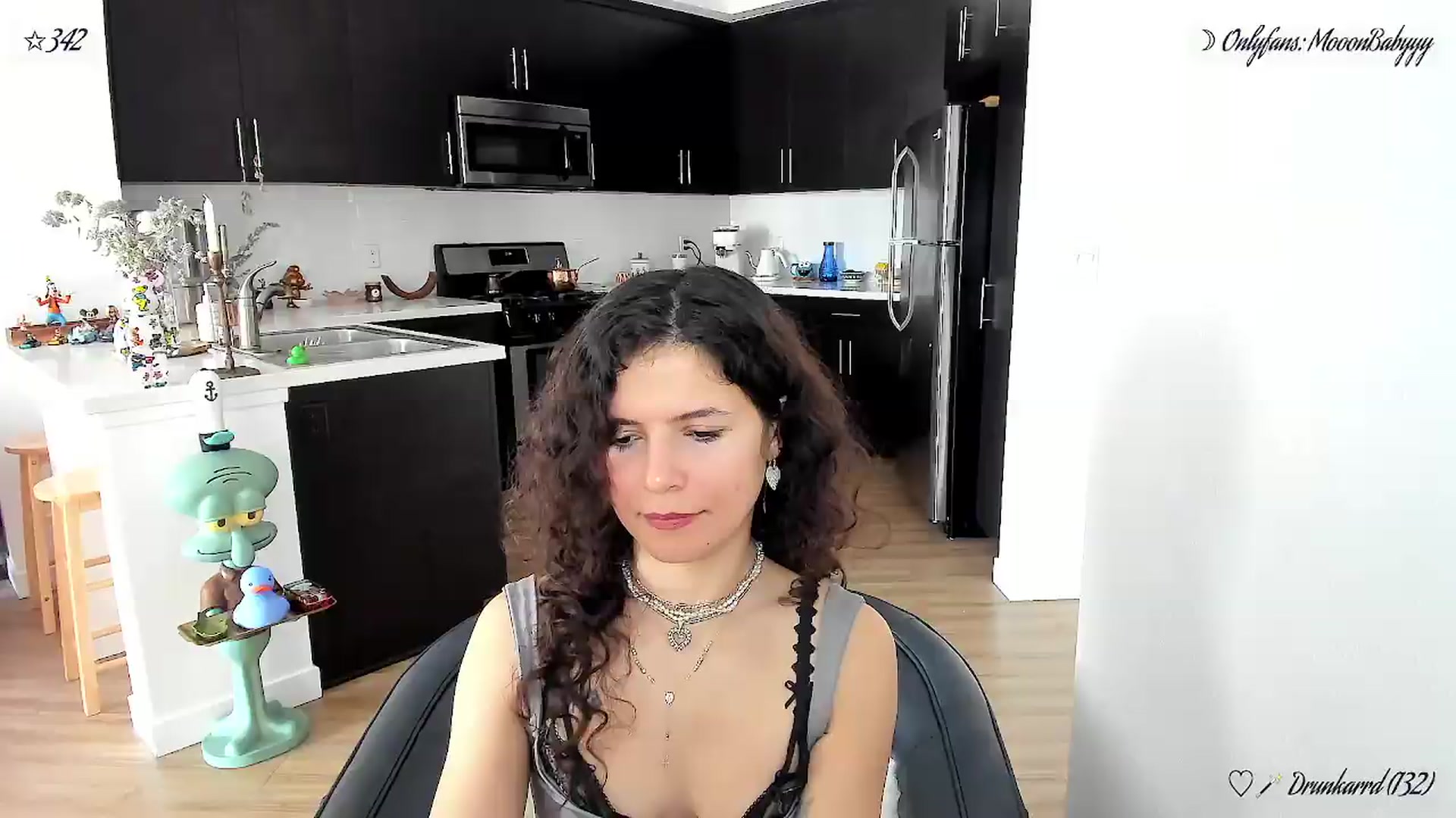 Gallery image thumbnail from litty's myfreecams stream on, 05/16/2026, 23:22 image 15 of 20