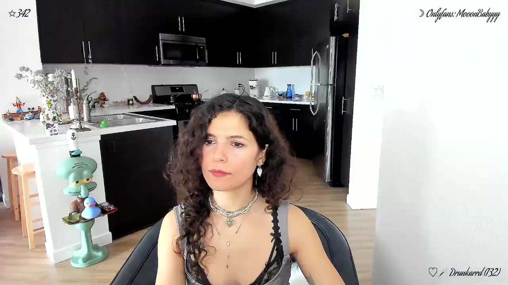 Gallery image thumbnail from litty's myfreecams stream on, 05/16/2026, 23:22 image 13 of 20