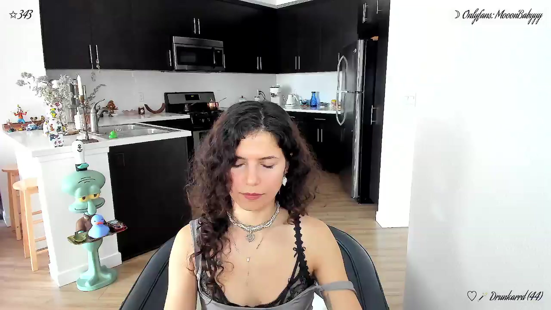 Gallery image thumbnail from litty's myfreecams stream on, 05/16/2026, 23:22 image 8 of 20