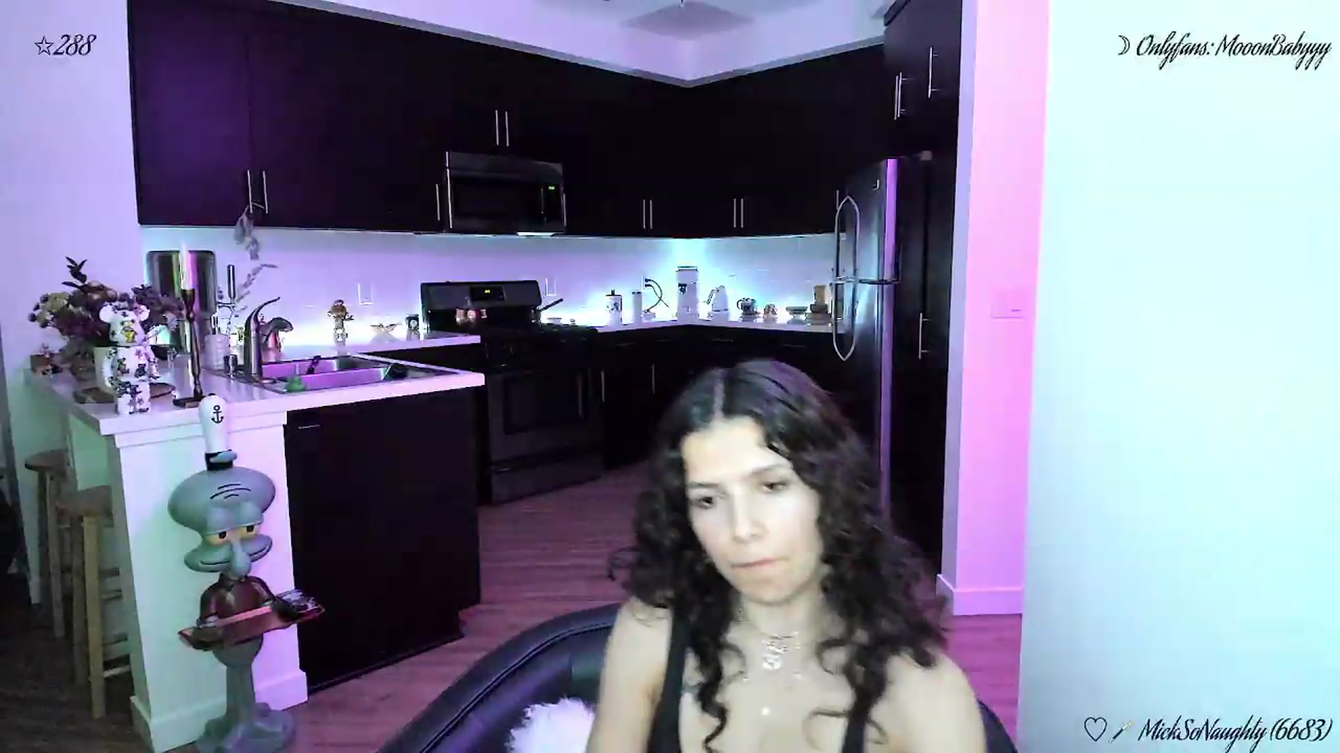 Gallery image thumbnail from litty's myfreecams stream on, 05/19/2026, 06:27 image 18 of 20