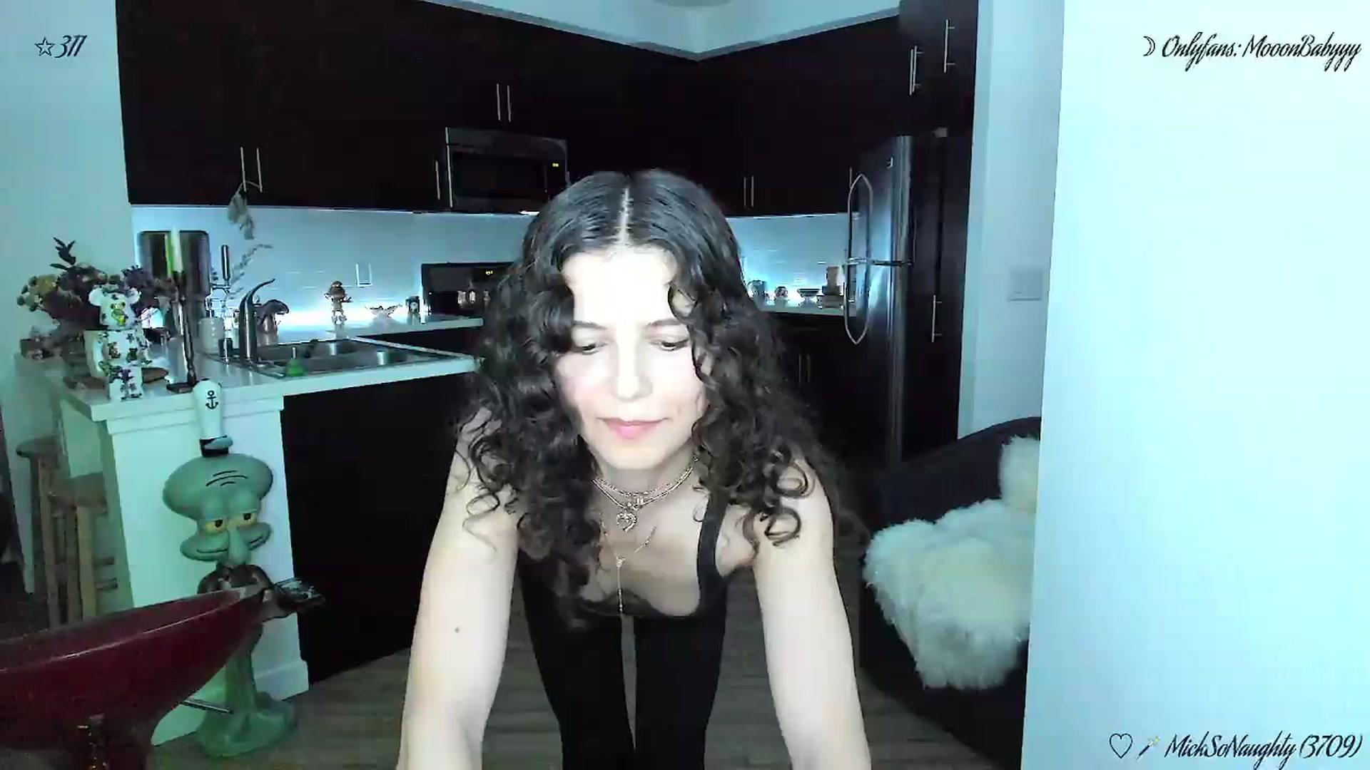 Gallery image thumbnail from litty's myfreecams stream on, 05/19/2026, 06:27 image 14 of 20
