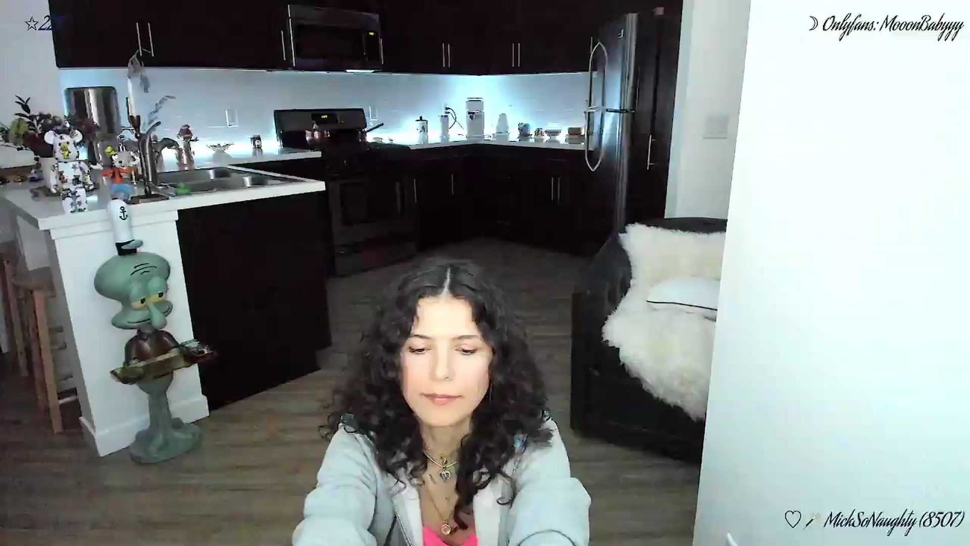 Gallery image thumbnail from litty's myfreecams stream on, 05/20/2026, 05:44 image 10 of 20