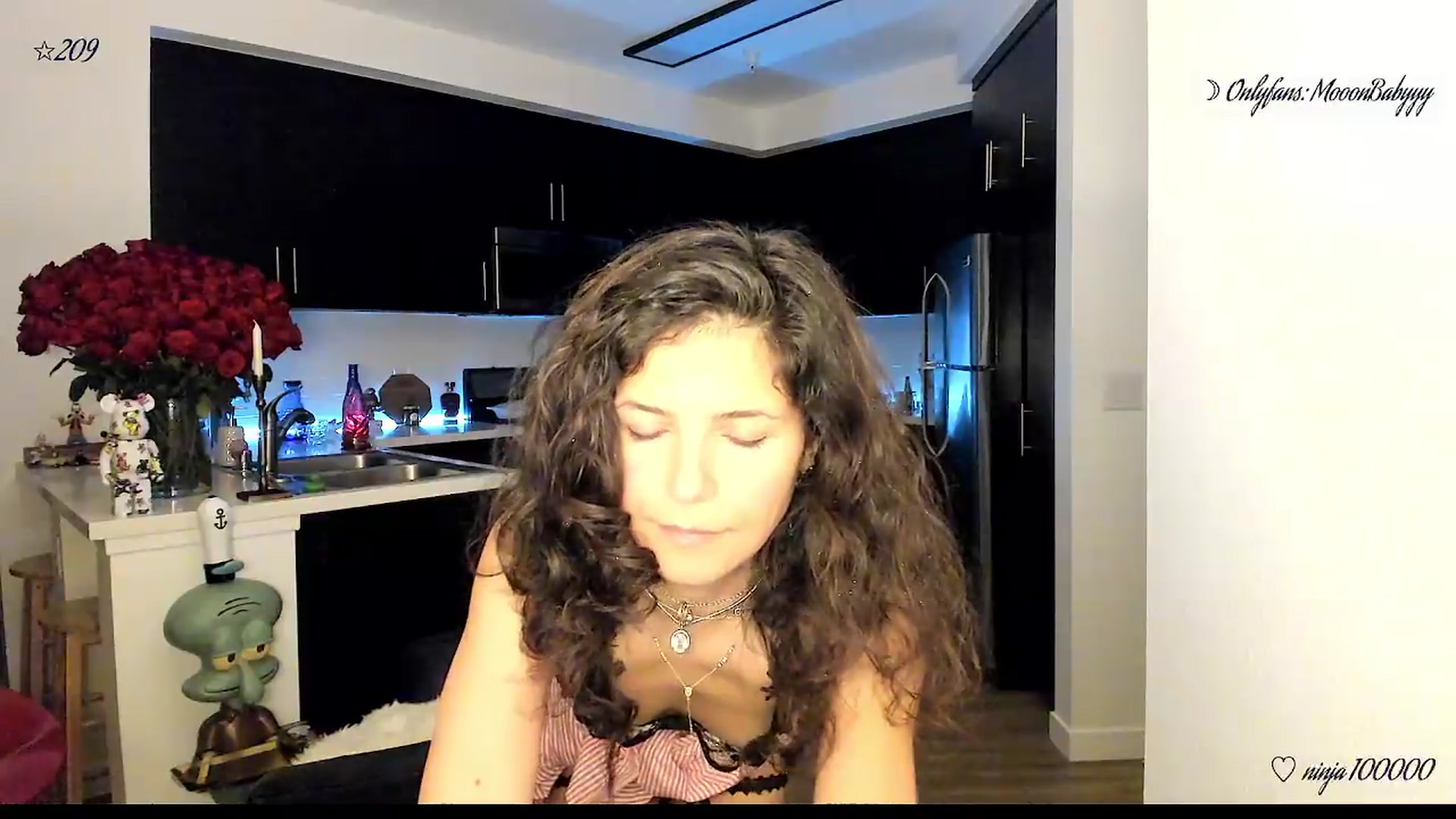 Gallery image thumbnail from litty's myfreecams stream on, 05/31/2026, 10:40 image 17 of 20