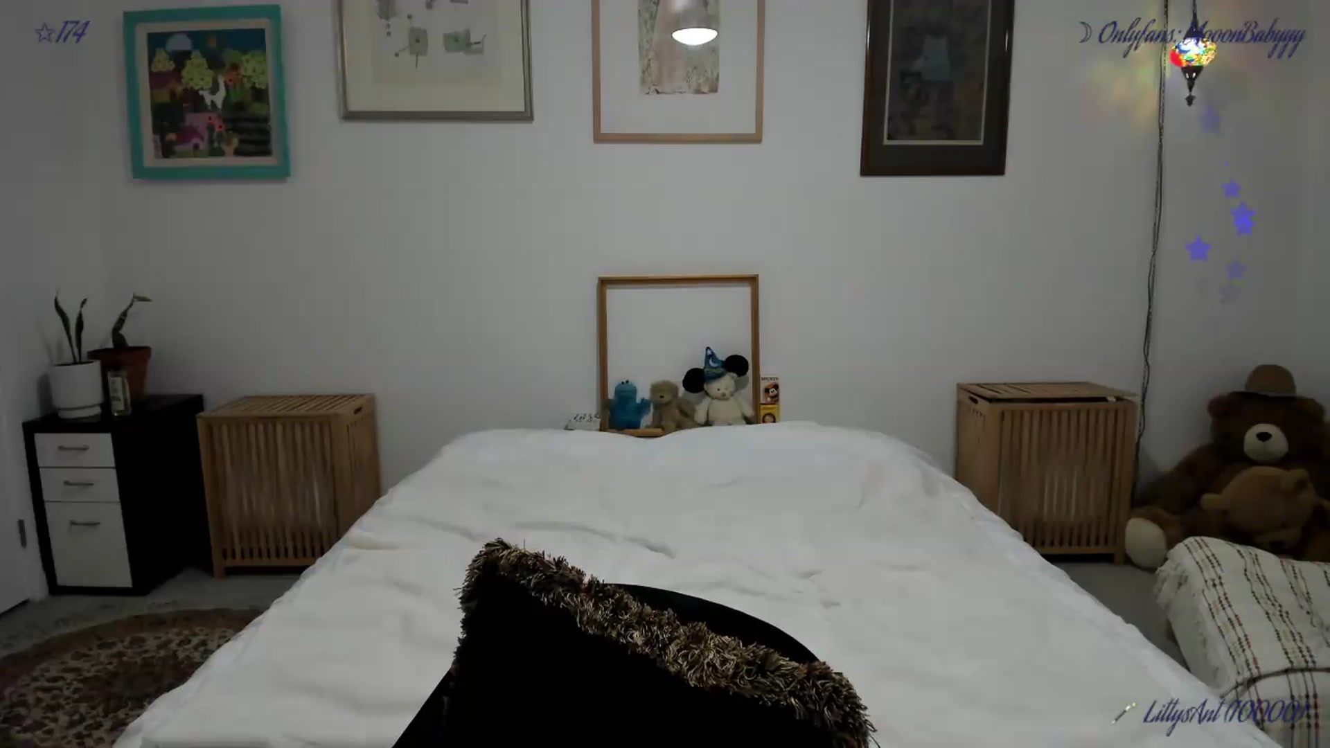 Gallery image thumbnail from litty's myfreecams stream on, 06/04/2026, 05:38 image 14 of 20