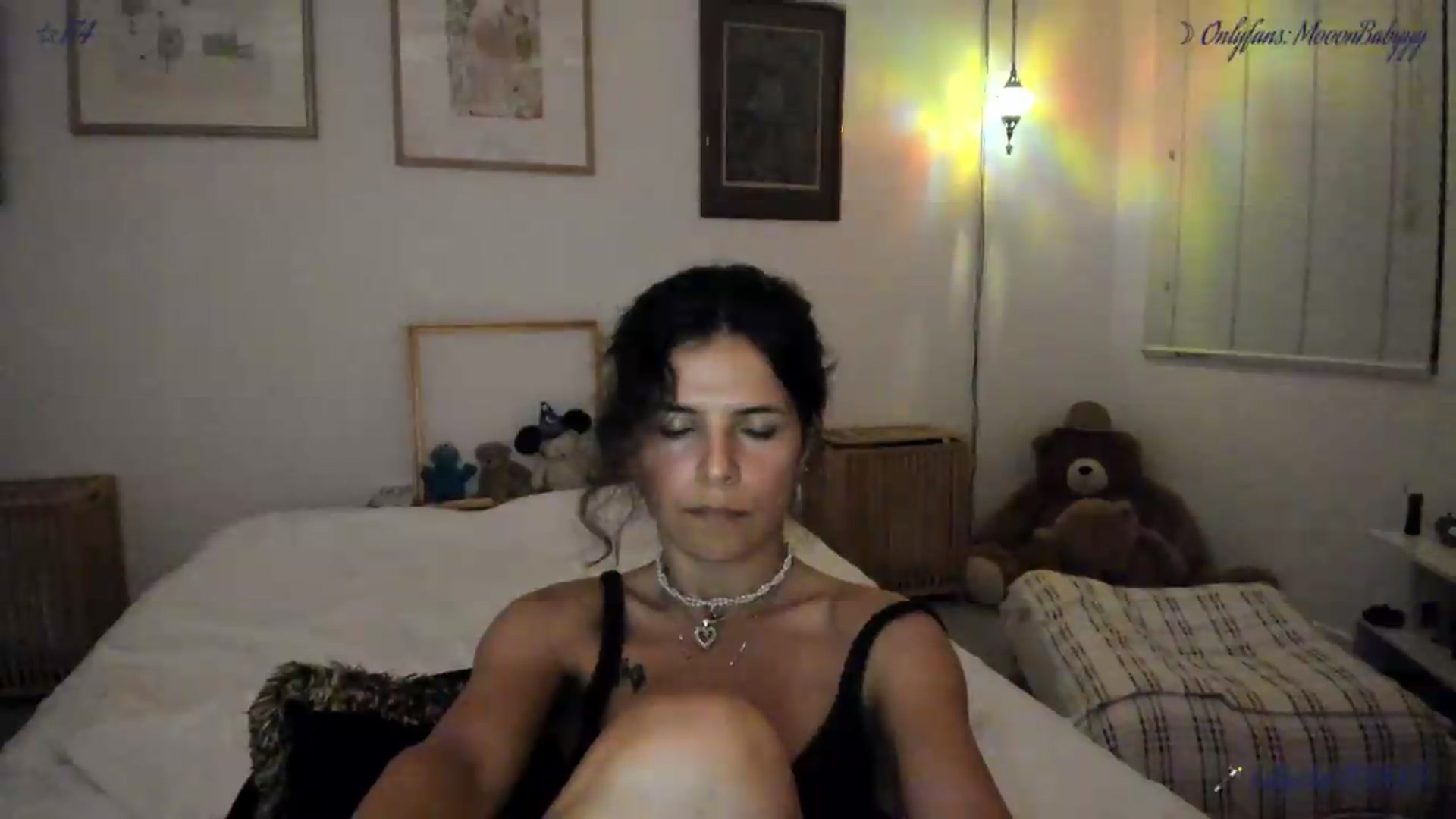 Gallery image thumbnail from litty's myfreecams stream on, 06/04/2026, 06:07 image 18 of 20