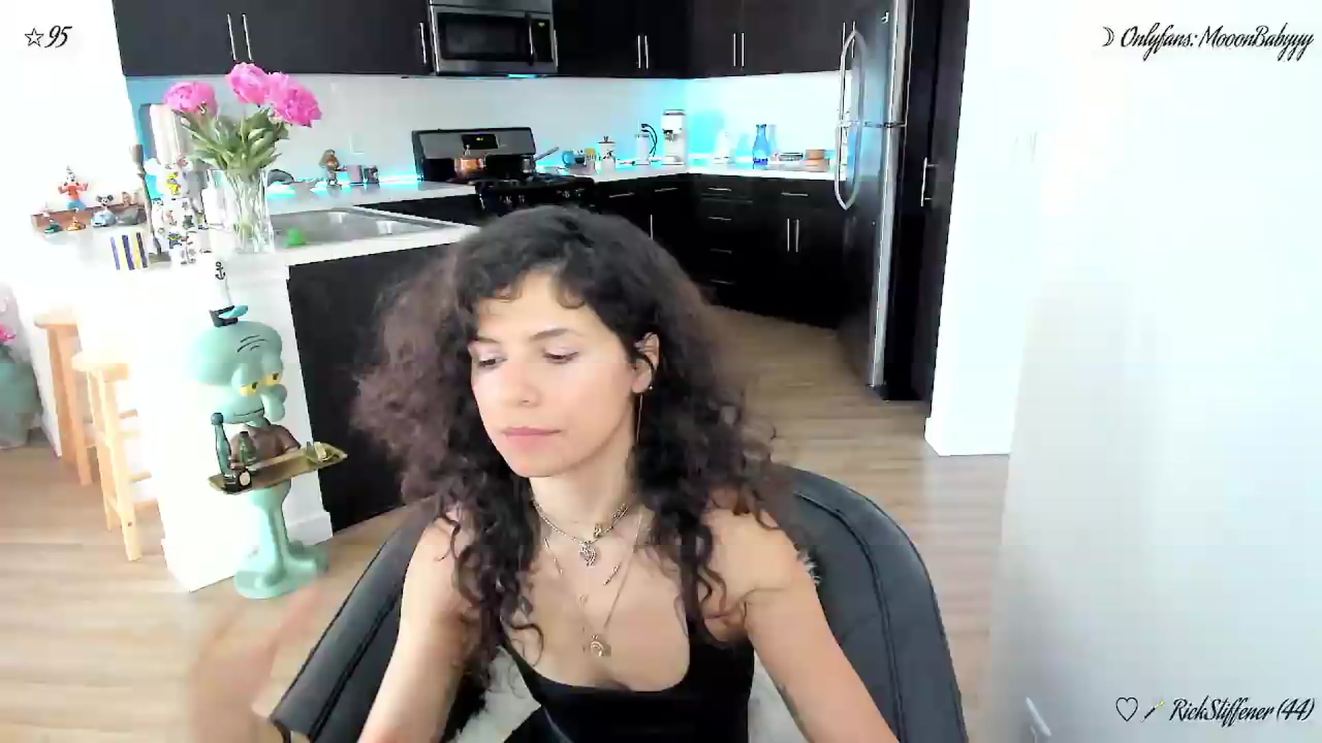 Gallery image thumbnail from litty's myfreecams stream on, 06/10/2026, 04:20 image 4 of 20