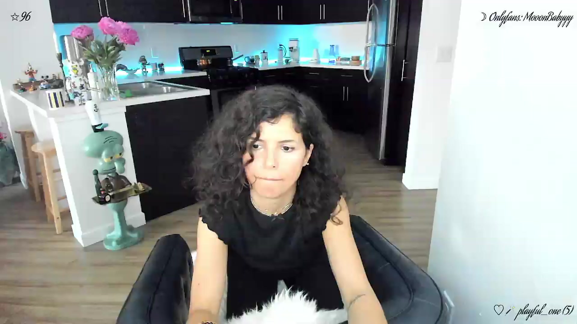 Gallery image thumbnail from litty's myfreecams stream on, 06/10/2026, 04:20 image 13 of 20