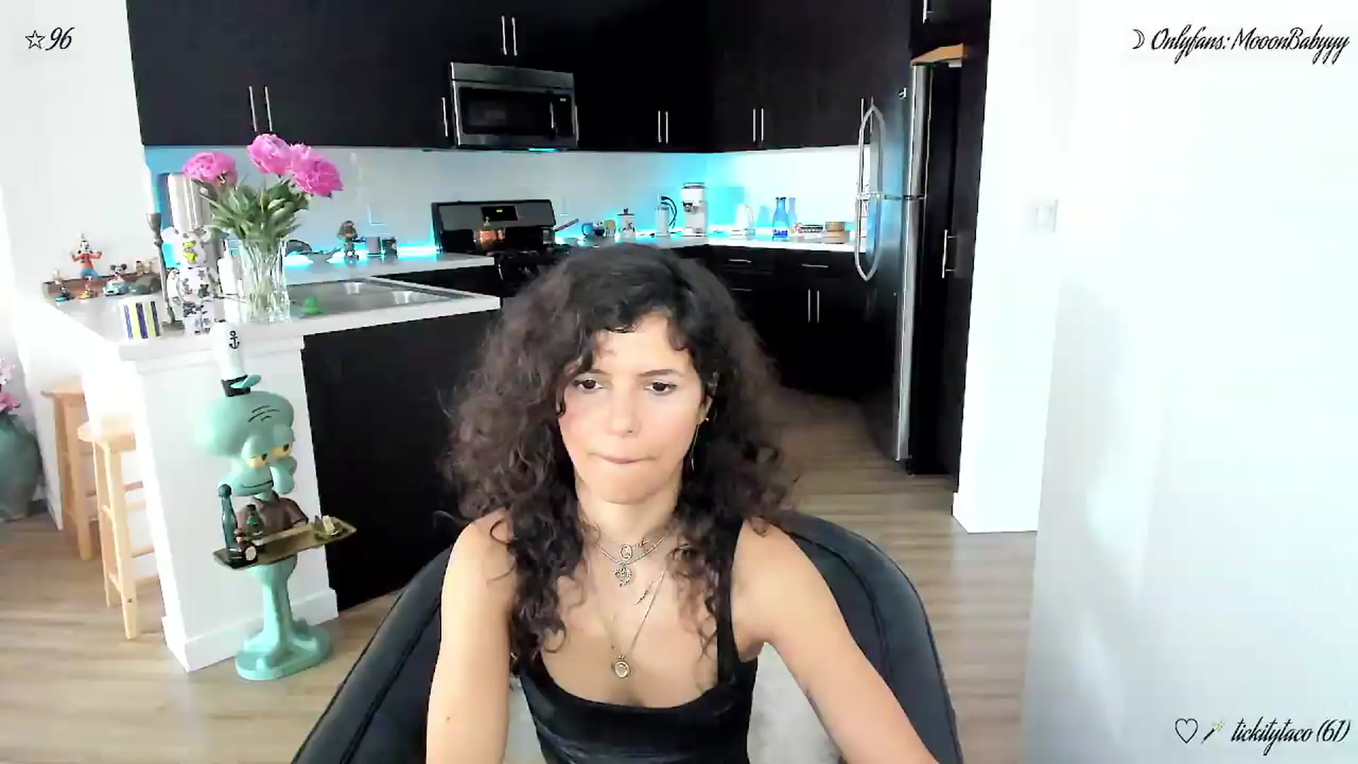 Gallery image thumbnail from litty's myfreecams stream on, 06/10/2026, 04:20 image 8 of 20