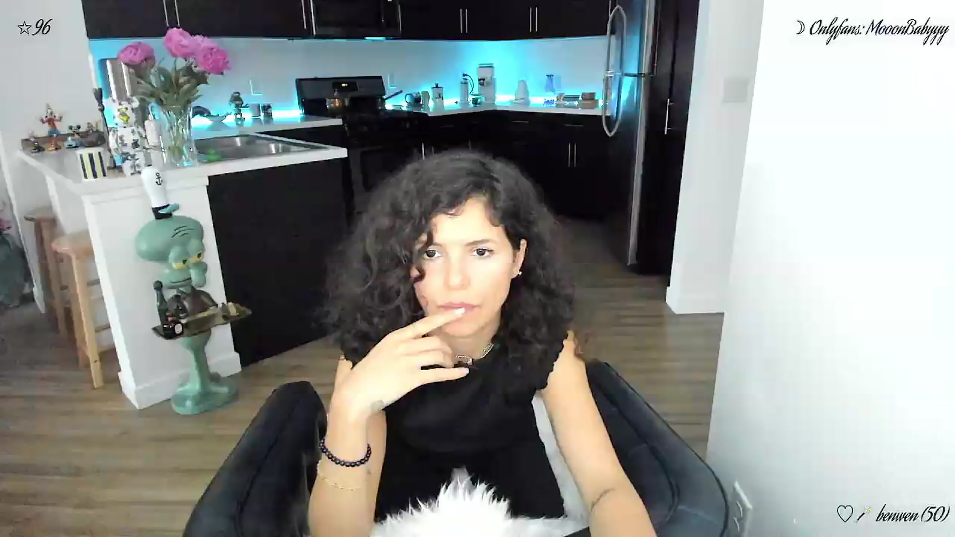 Gallery image thumbnail from litty's myfreecams stream on, 06/10/2026, 04:20 image 14 of 20