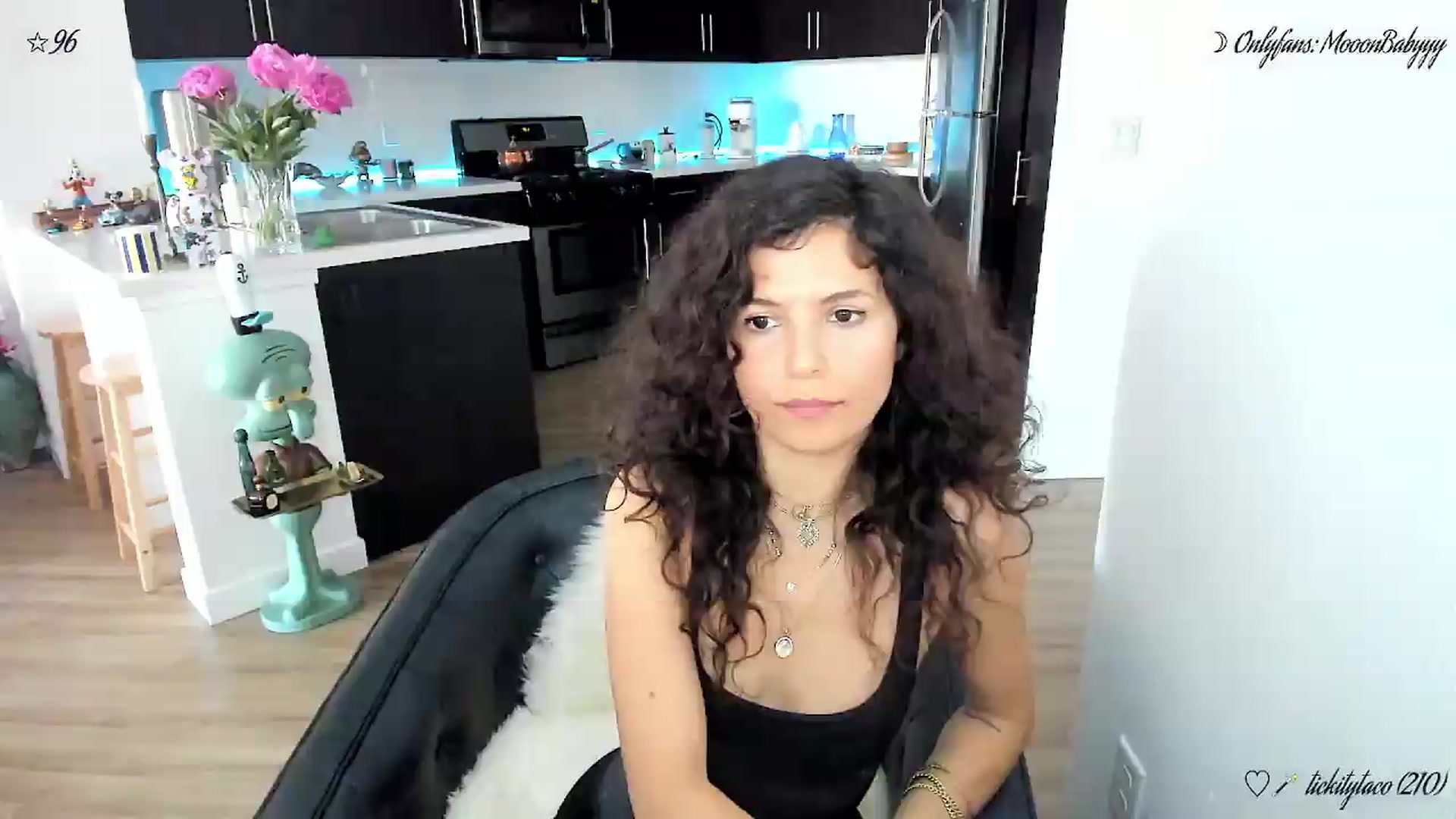 Gallery image thumbnail from litty's myfreecams stream on, 06/10/2026, 04:20 image 9 of 20