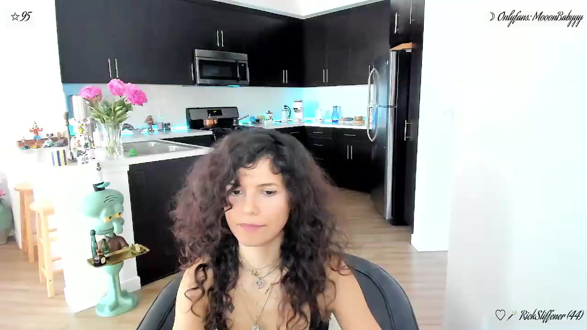 Gallery image thumbnail from litty's myfreecams stream on, 06/10/2026, 04:20 image 3 of 20