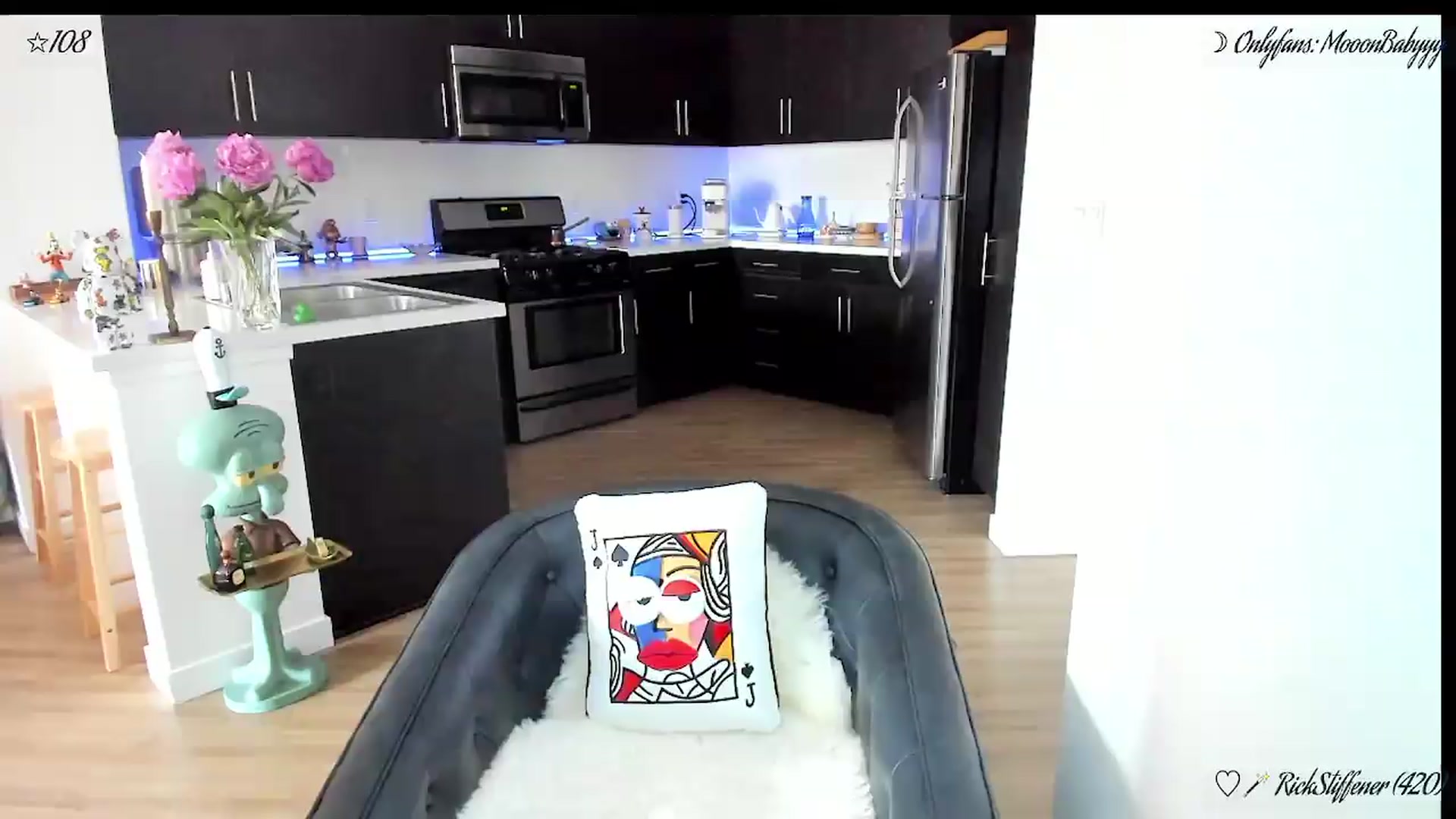 Gallery image thumbnail from litty's myfreecams stream on, 06/13/2026, 22:59 image 9 of 20