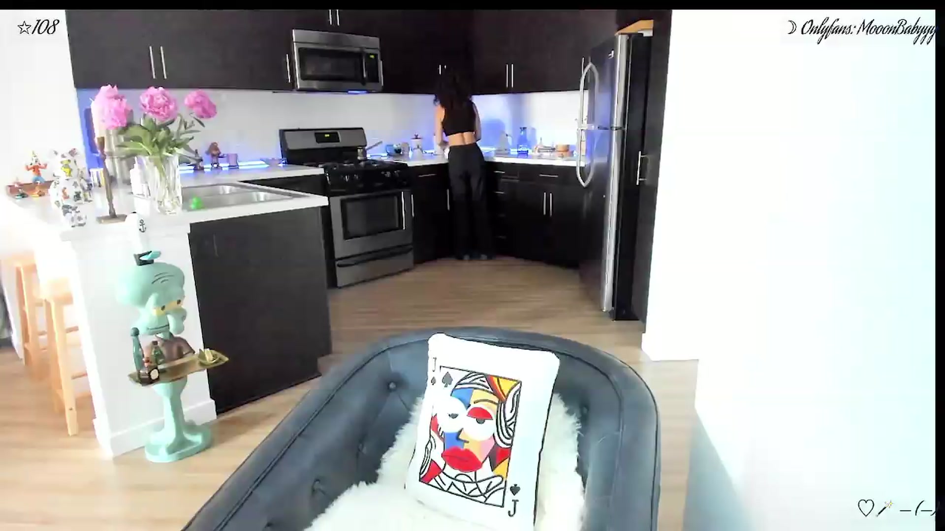 Gallery image thumbnail from litty's myfreecams stream on, 06/13/2026, 22:59 image 4 of 20