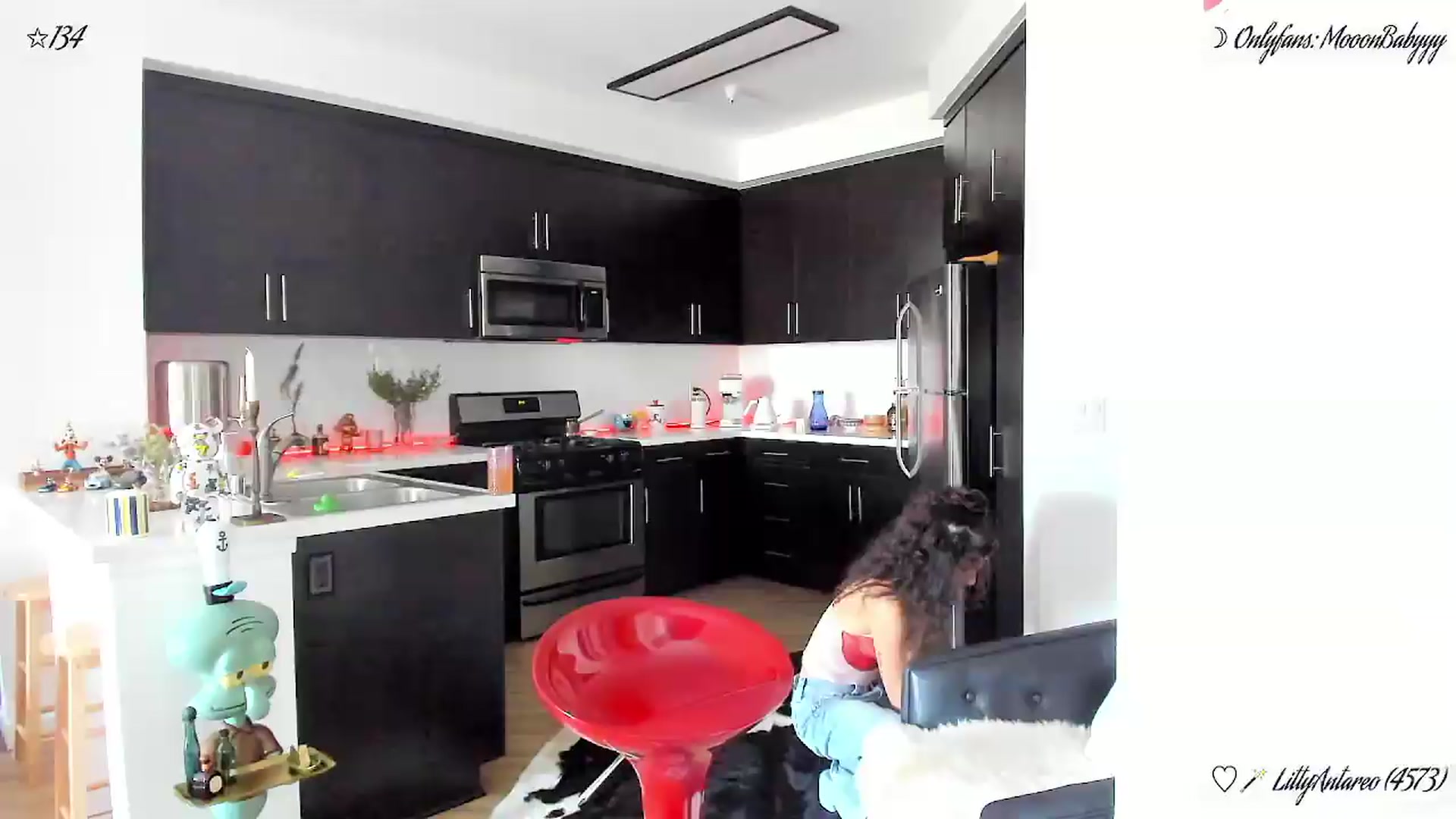 Gallery image thumbnail from litty's myfreecams stream on, 06/20/2026, 04:02 image 1 of 20