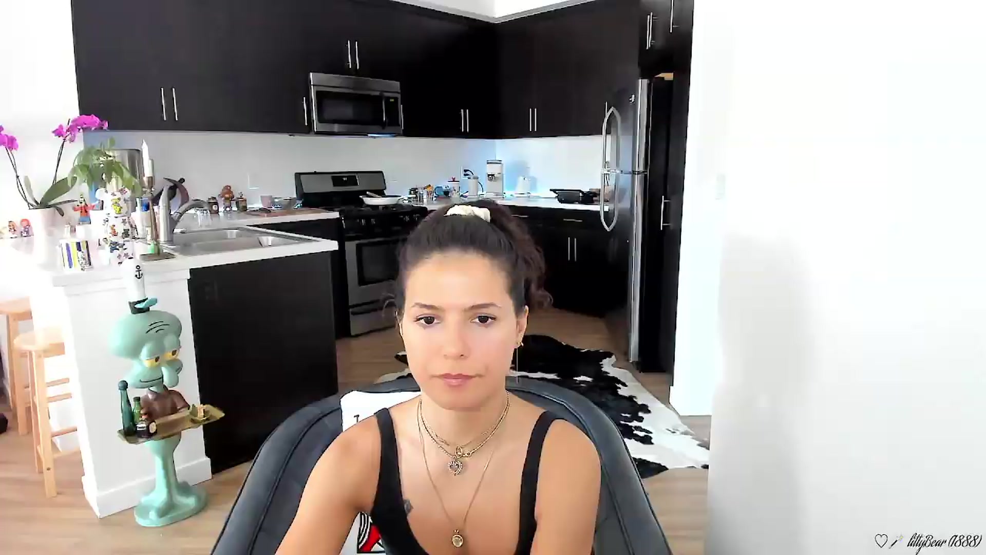 Gallery image thumbnail from litty's myfreecams stream on, 08/02/2026, 23:30 image 7 of 20