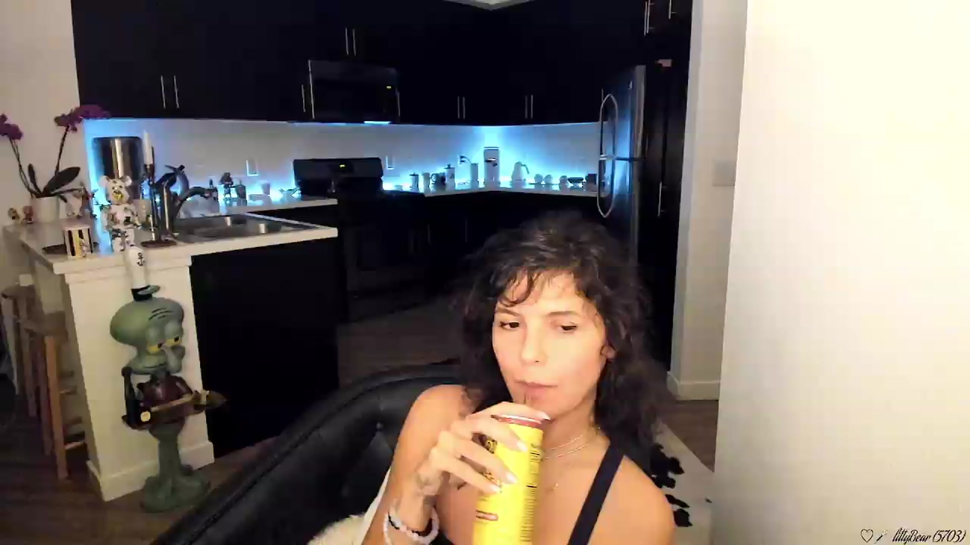 Gallery image thumbnail from litty's myfreecams stream on, 08/08/2026, 07:00 image 19 of 20