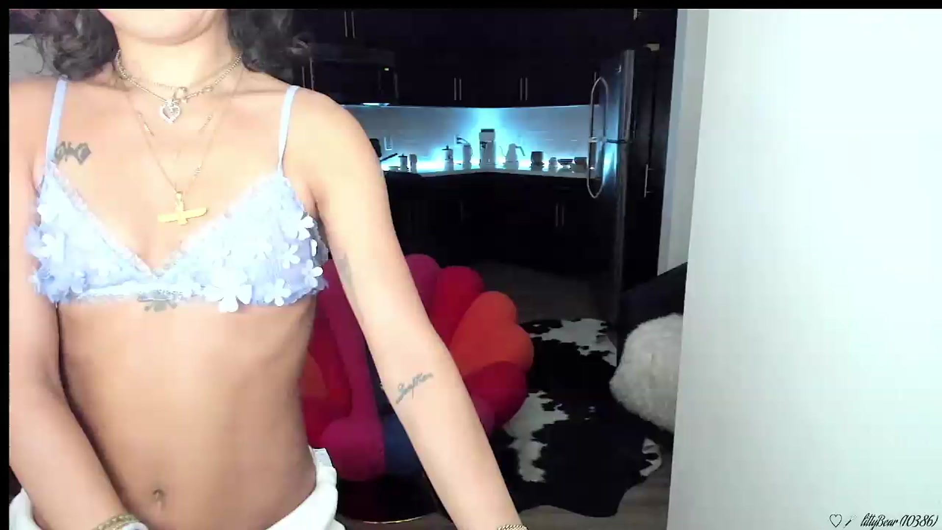 Gallery image thumbnail from litty's myfreecams stream on, 09/02/2026, 05:53 image 6 of 20