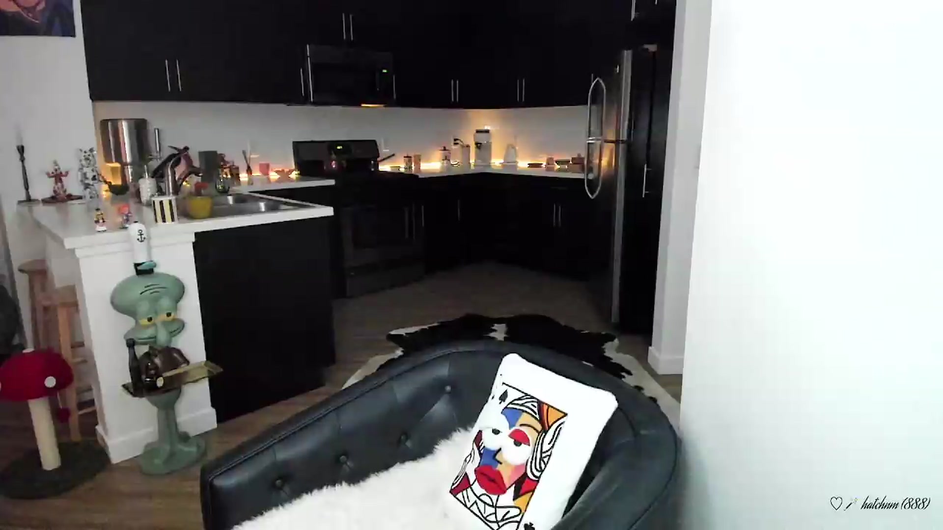 Gallery image thumbnail from litty's myfreecams stream on, 09/04/2026, 03:43 image 10 of 20