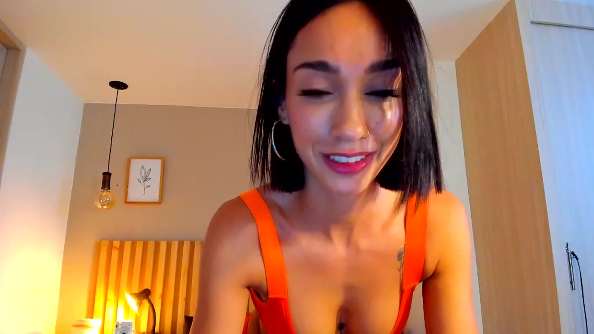 Gallery image thumbnail from lizzieSteele's myfreecams stream on, 02/11/2024, 21:44 image 1 of 20