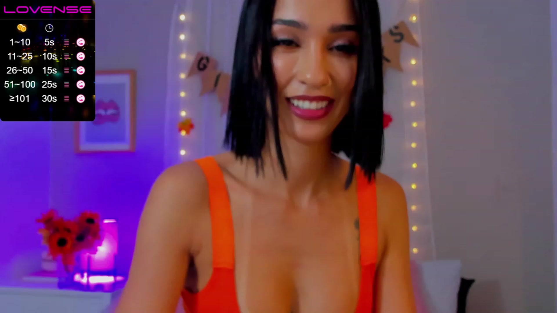 Gallery image thumbnail from lizzie_Steele's myfreecams stream on, 11/24/2022, 23:59 image 14 of 20