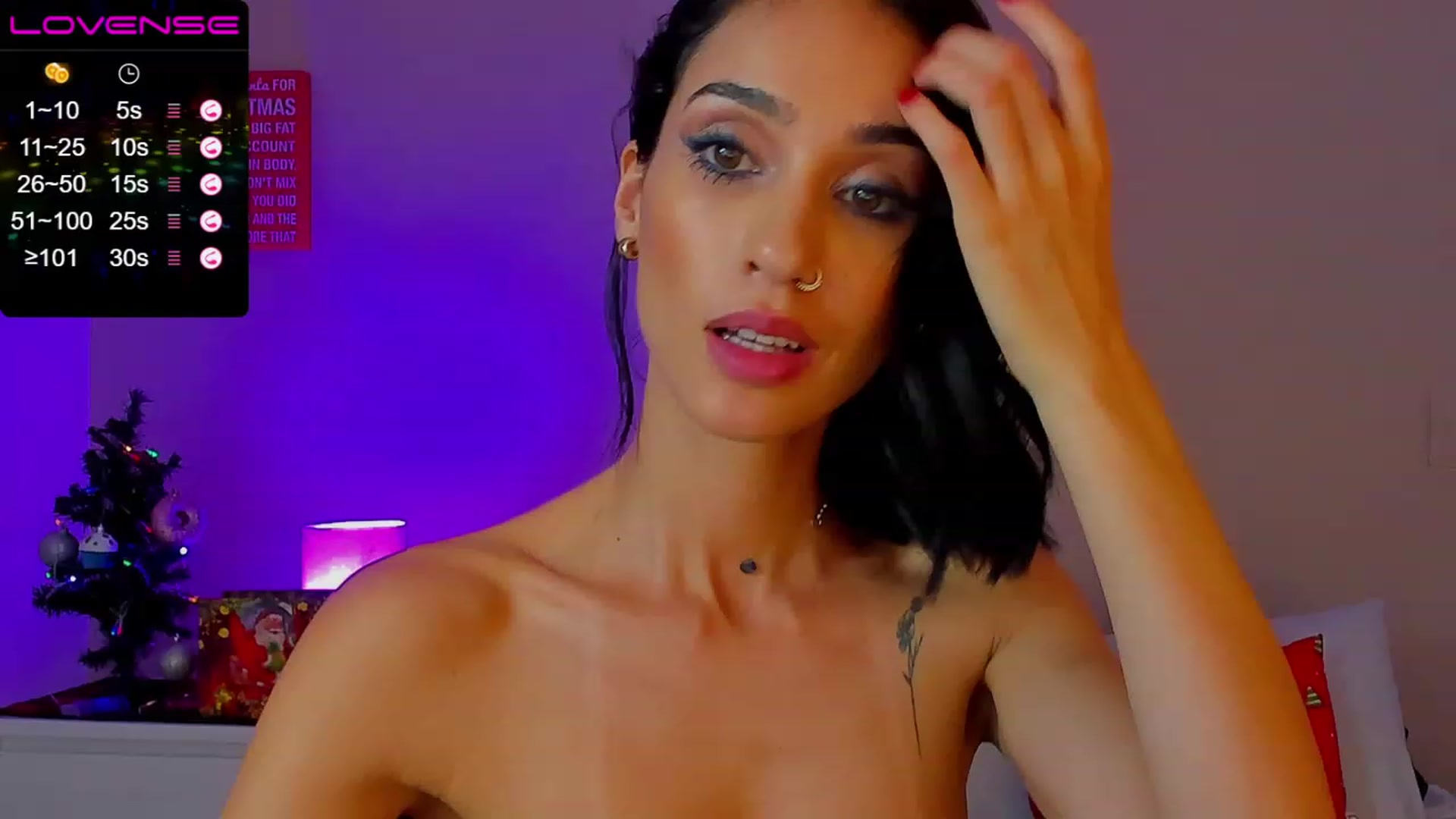 Gallery image thumbnail from lizzie_Steele's myfreecams stream on, 12/13/2022, 02:02 image 18 of 20